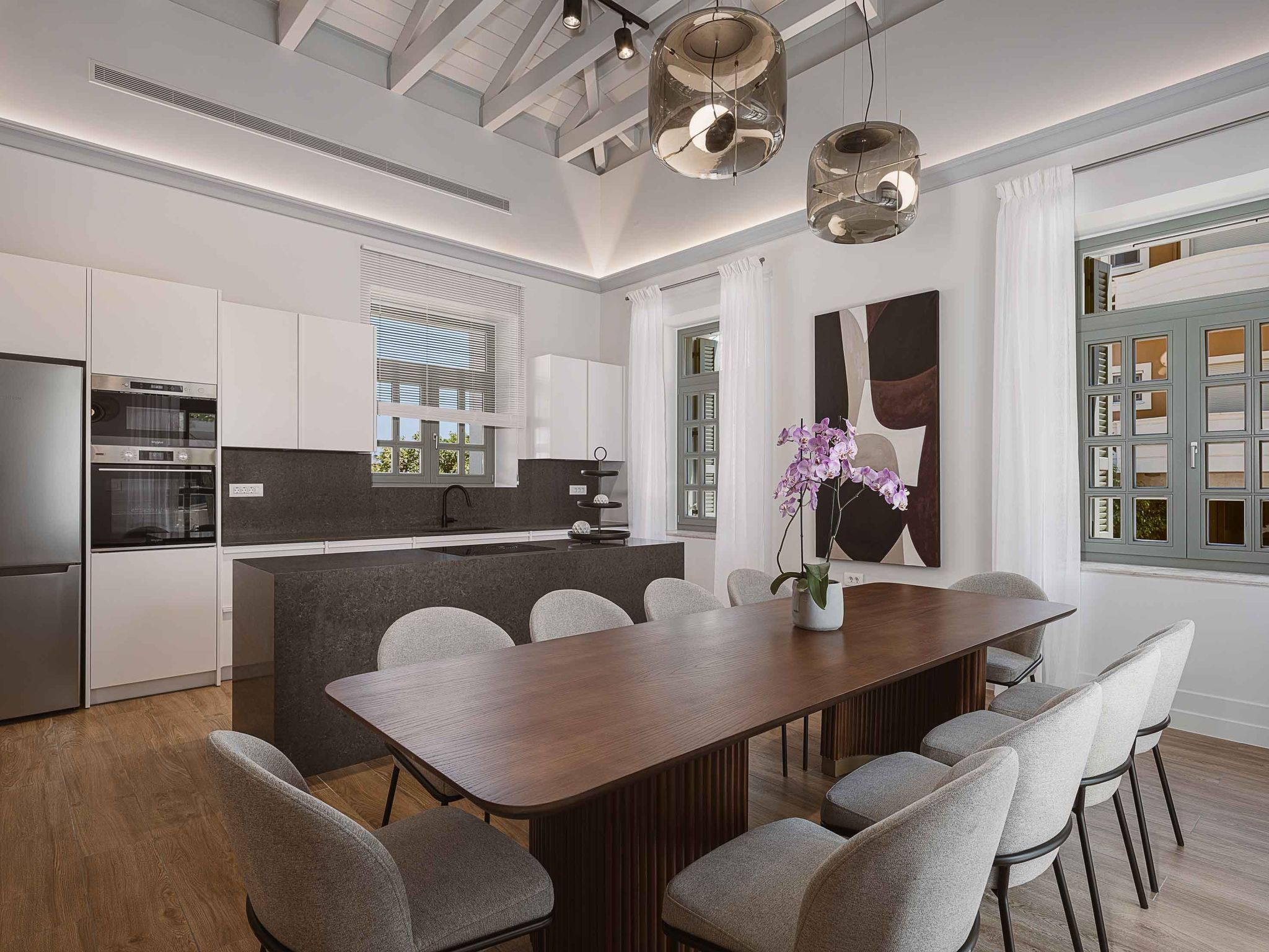 City Moments Villa I ''Free'' Beheizter Innenpool-Binnen