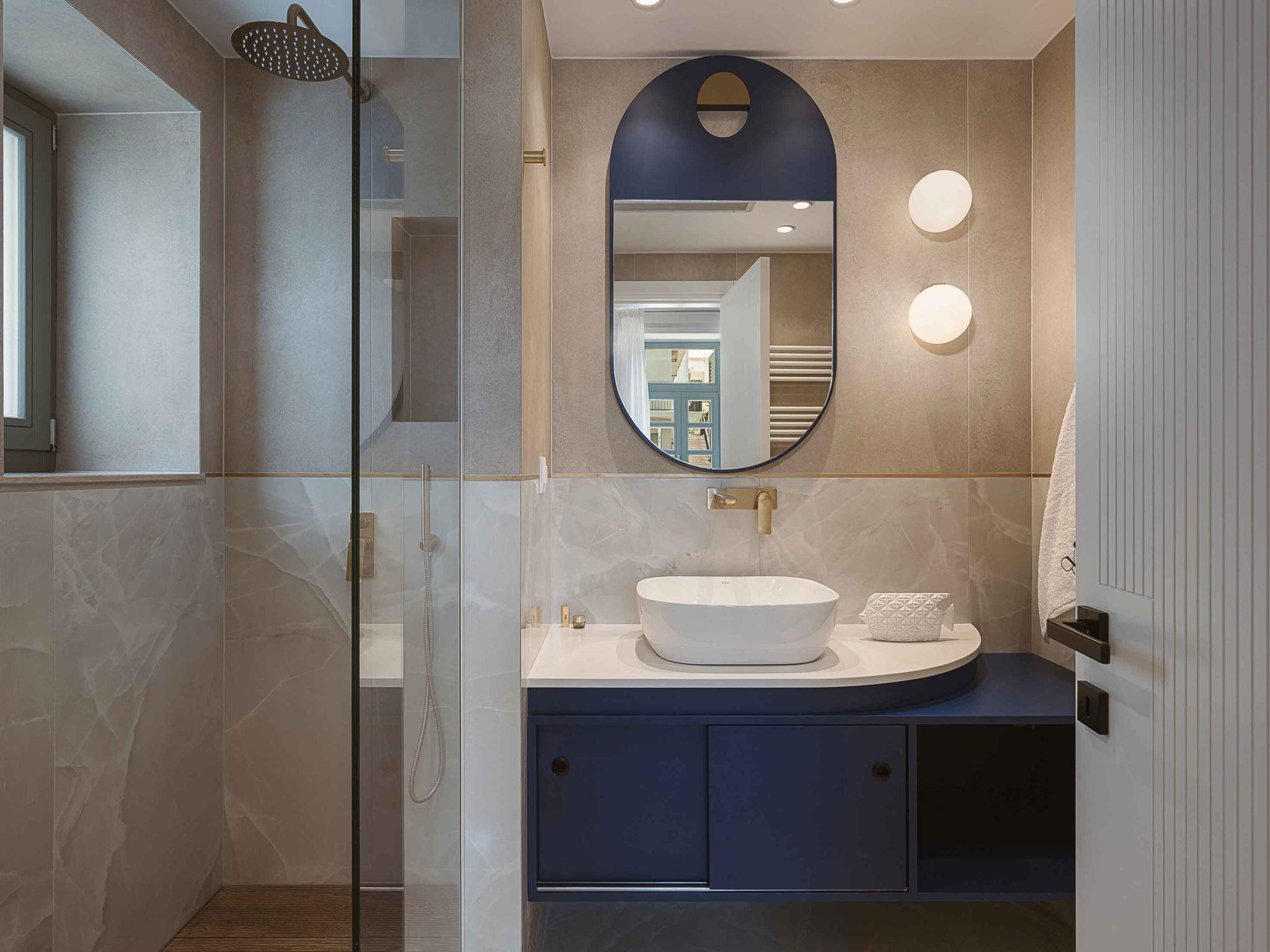 City Moments Villa I ''Free'' Beheizter Innenpool-Binnen