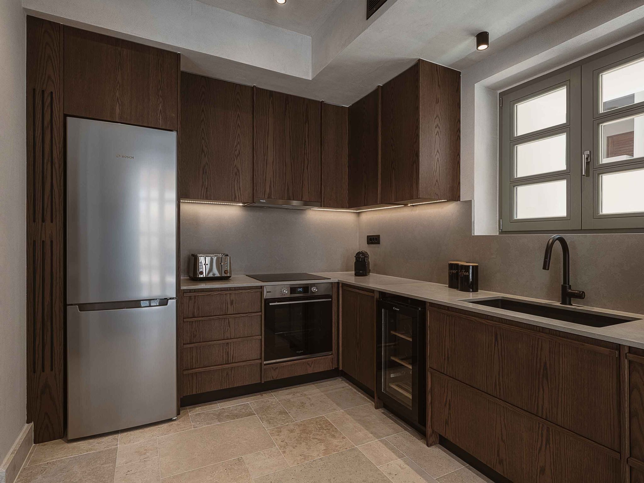 City Moments Villa I ''Free'' Beheizter Innenpool-Binnen