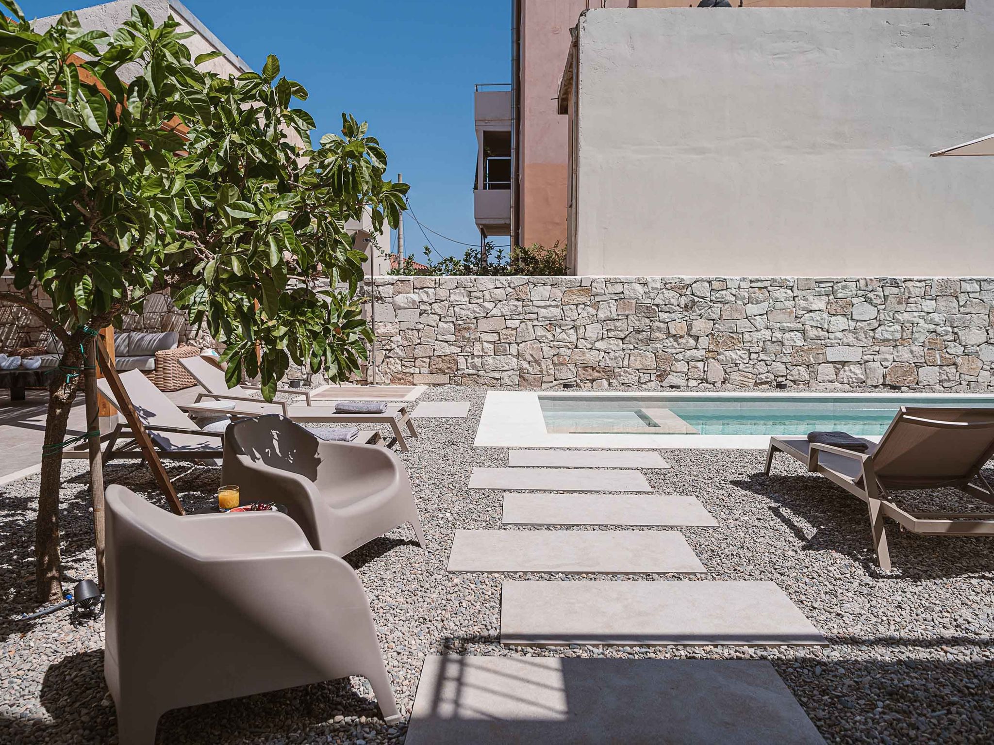 City Moments Villa I ''Free'' Beheizter Innenpool-Binnen