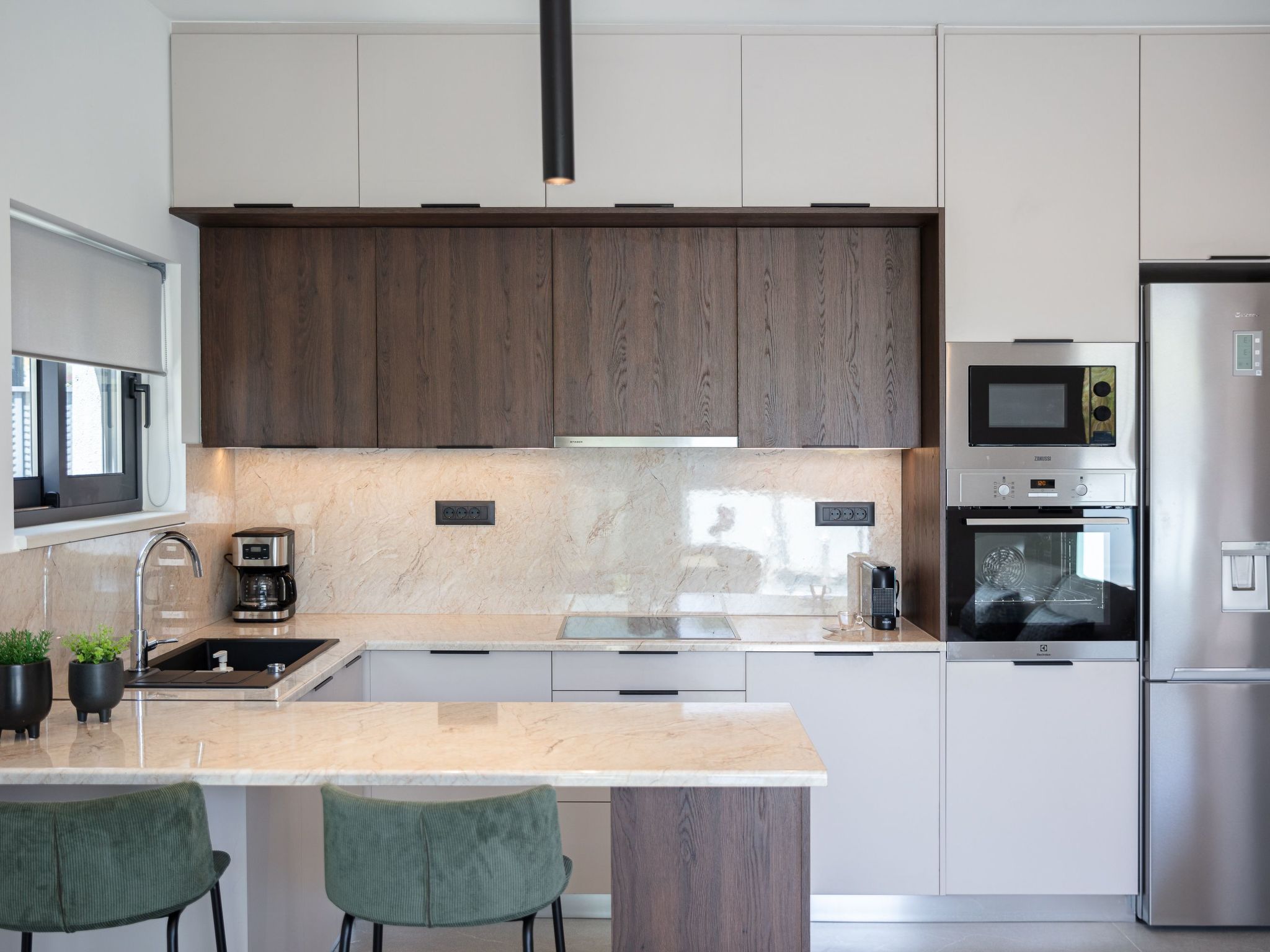 VillaSaints I - Pool und BBQ, Spaziergang zum Strand-Inside