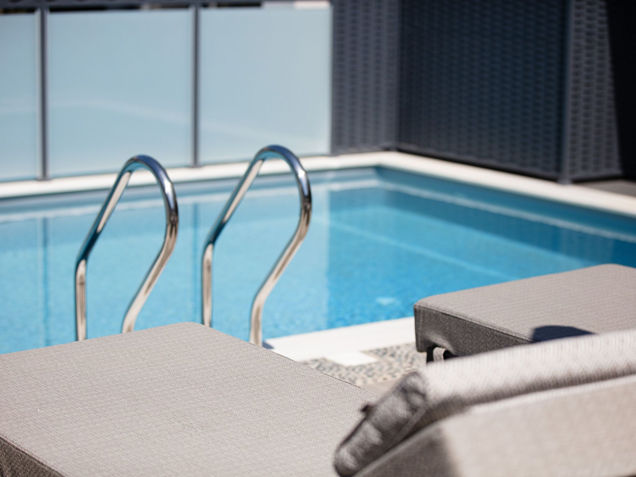 VillAgioi Villa II 2-BR Pool Villa, zu Fuß zum Strand-Inside