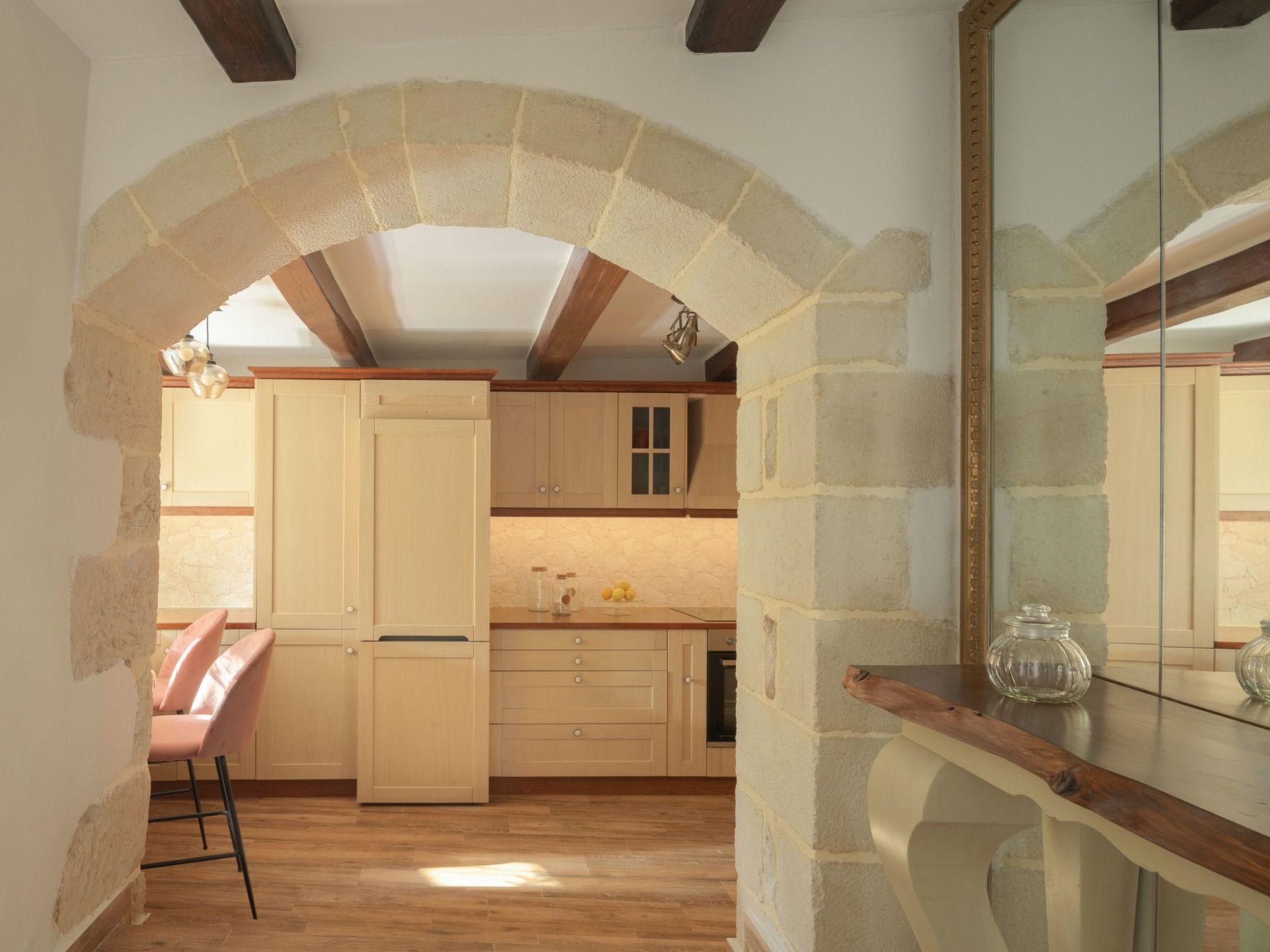 Nicole Villa - "Kostenloser" beheizter Pool, Village Escape-Binnen