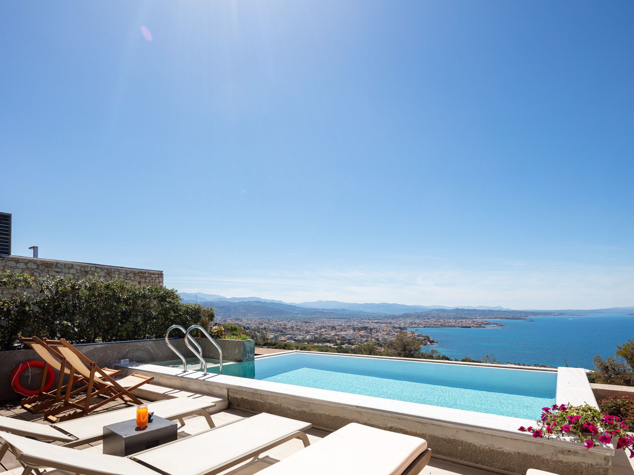 Omnia Villa 1-''Beheizter'' Pool und atemberaubender Meerblick-Binnen