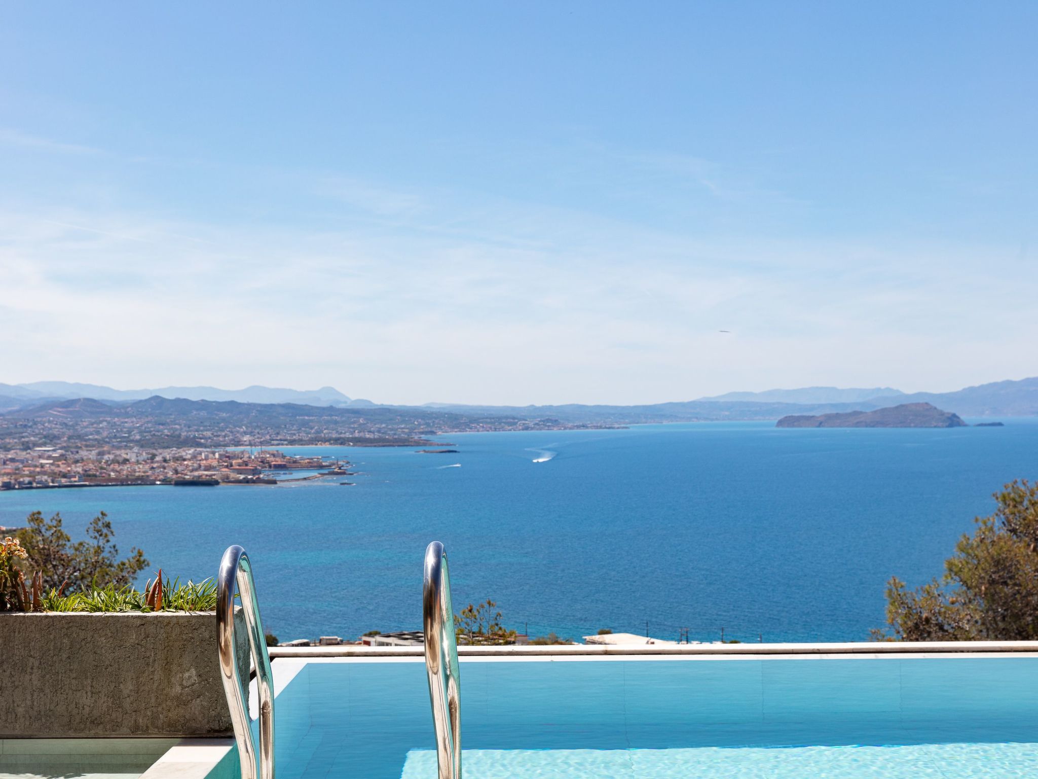 Omnia Villa 1-''Beheizter'' Pool und atemberaubender Meerblick-Binnen