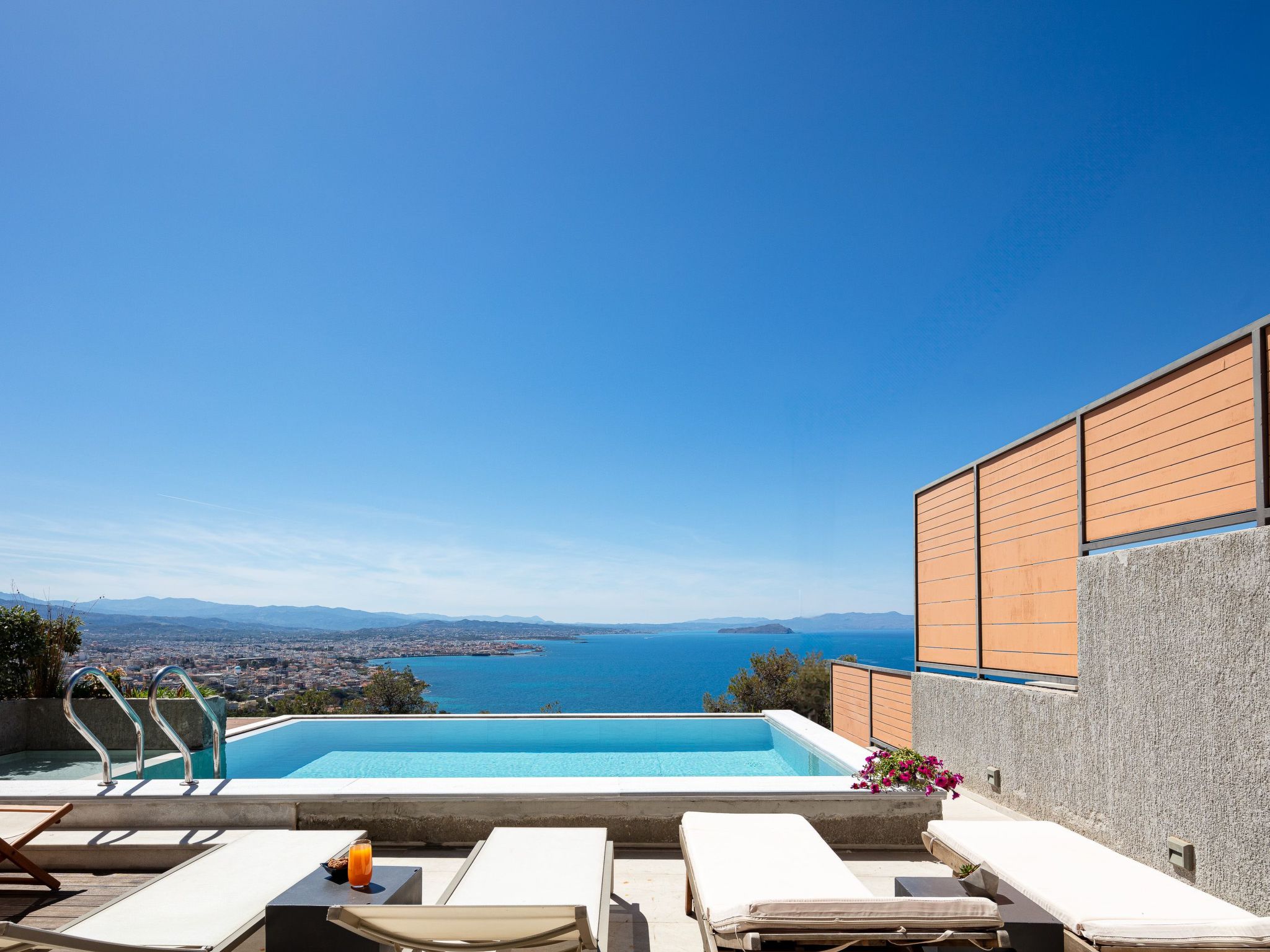 Omnia Villa 1-''Beheizter'' Pool und atemberaubender Meerblick-Binnen