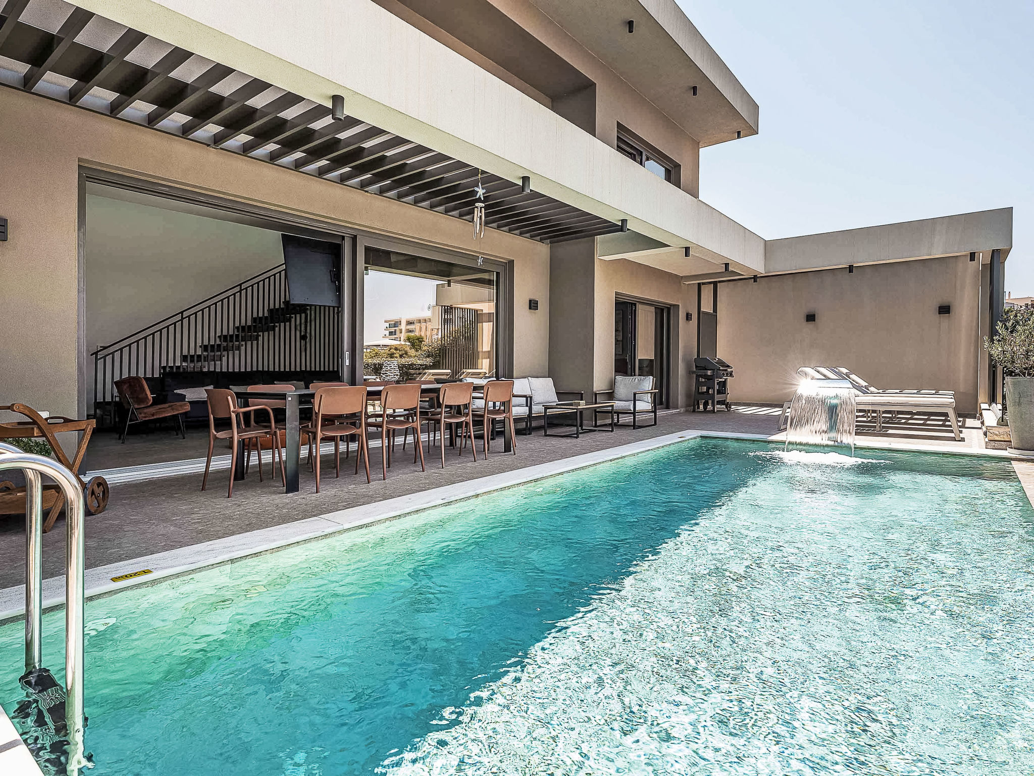 Lusol Seafront Villa II- Heated Pool,100 m See