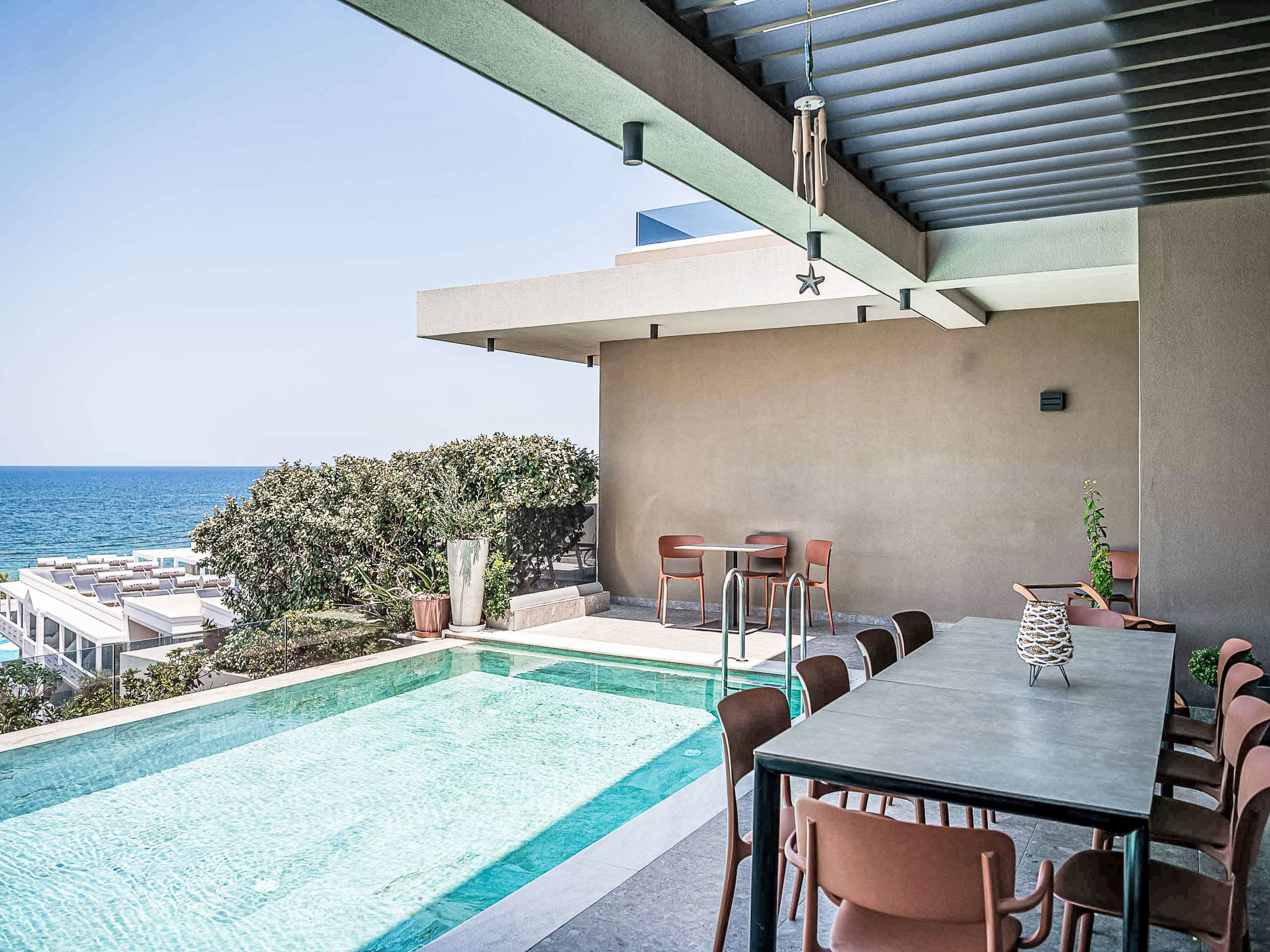 Lusol Seafront Villa II- Heated Pool,100 m See - Buiten