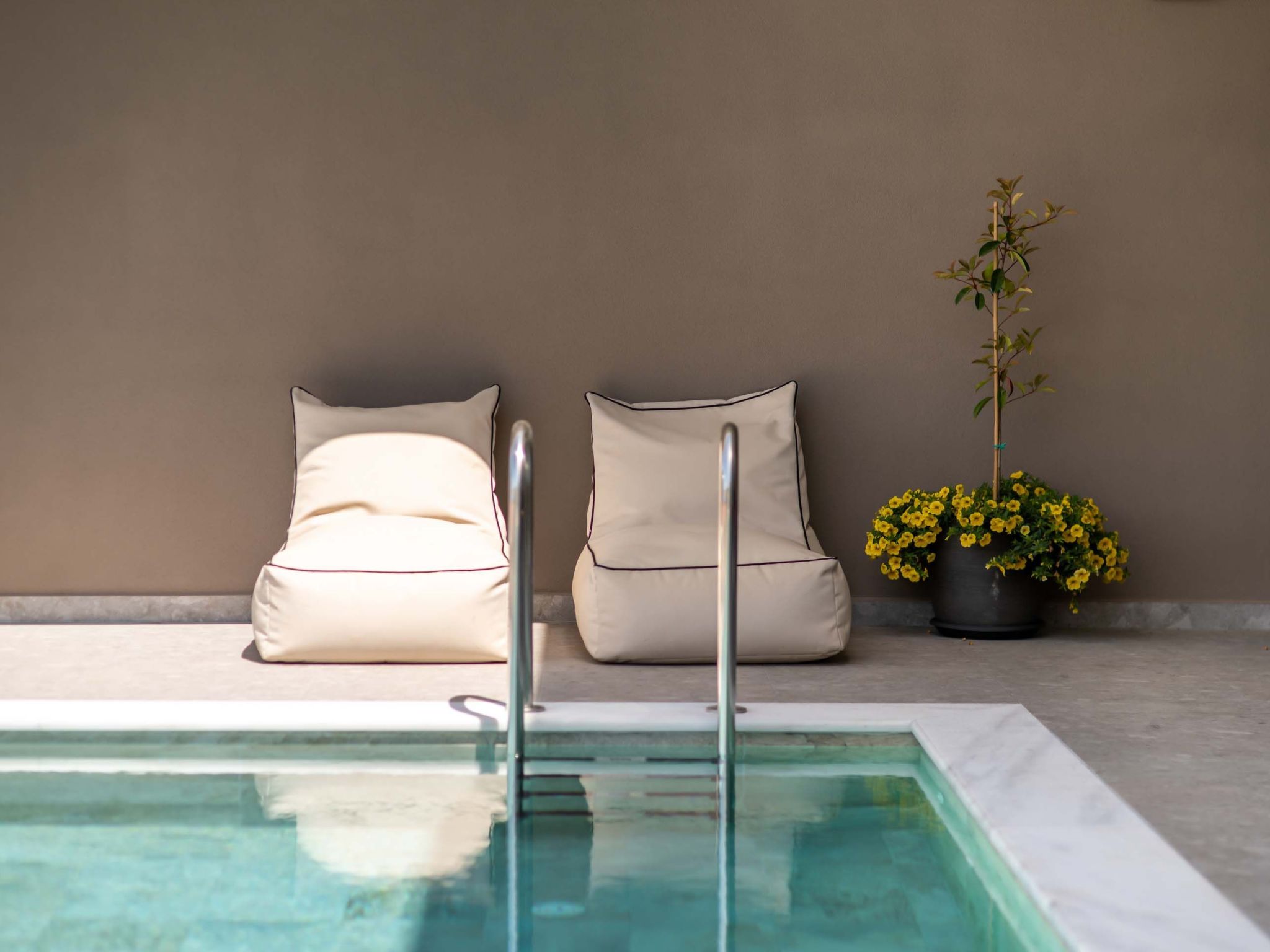 Villa Solis -100m zum Meer und ''Free'' Beheizter Pool-Binnen