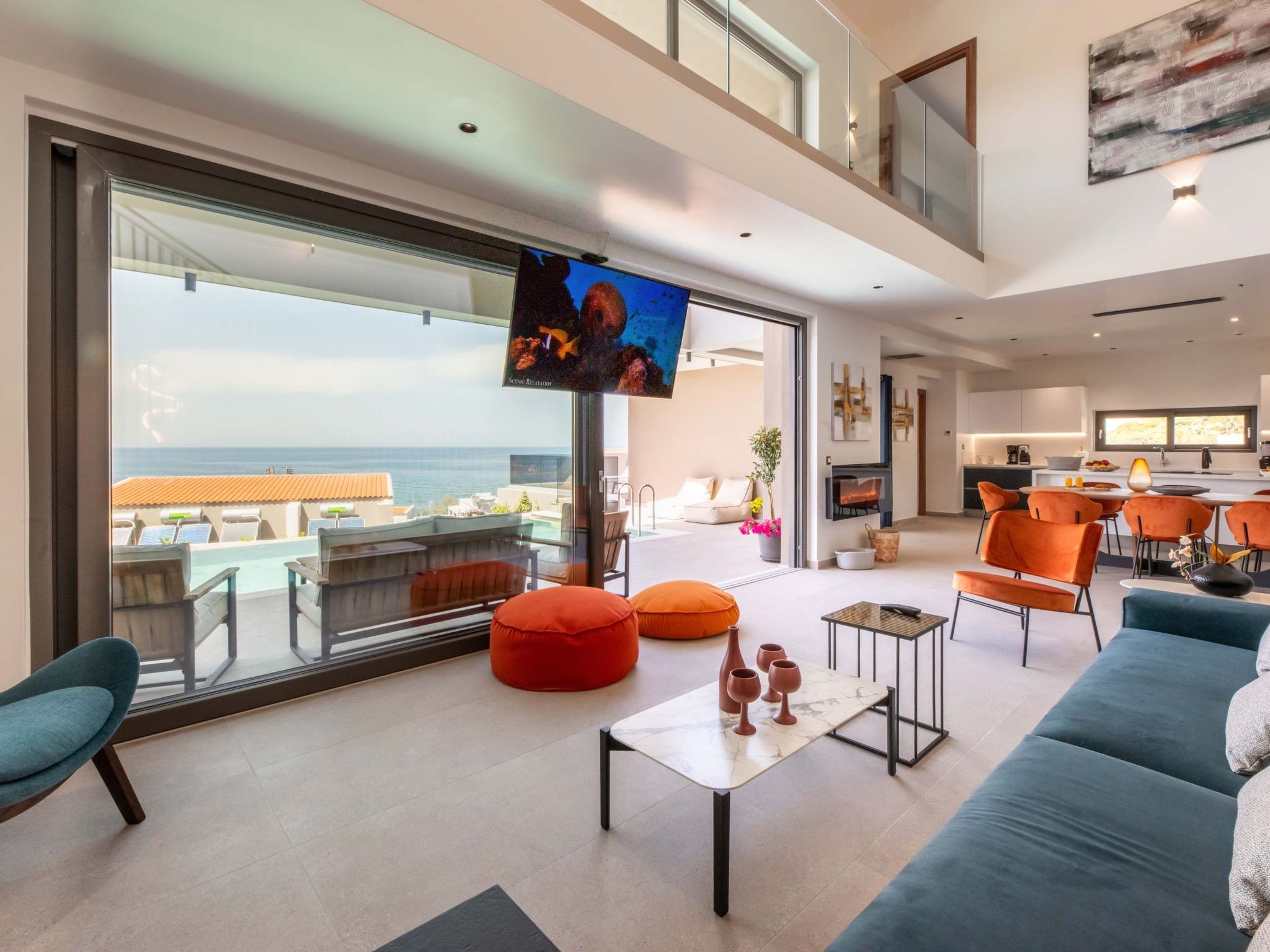 Villa Solis -100m zum Meer und ''Free'' Beheizter Pool-Binnen