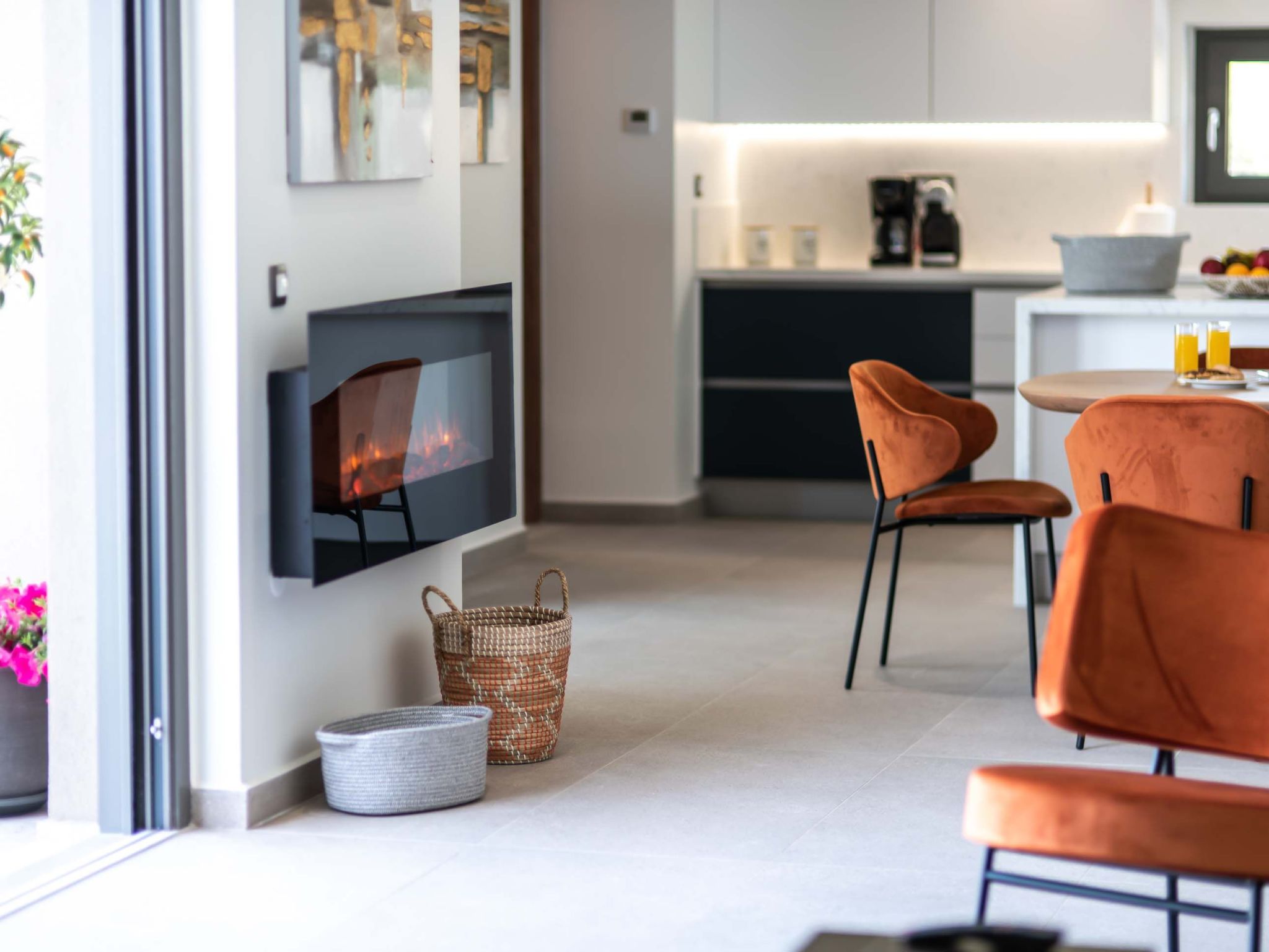 Villa Solis -100m zum Meer und ''Free'' Beheizter Pool-Binnen