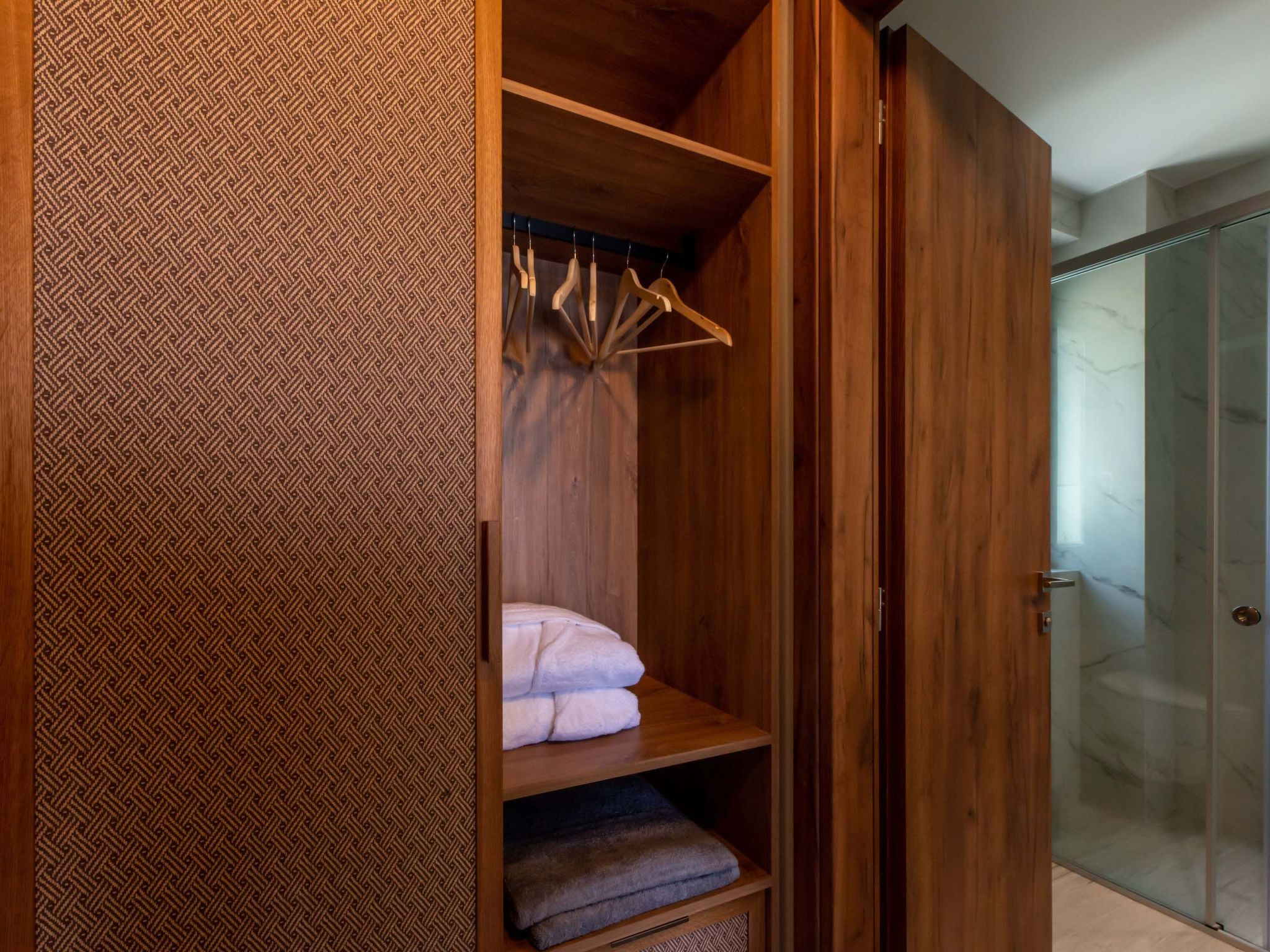 Villa Solis -100m zum Meer und ''Free'' Beheizter Pool-Binnen