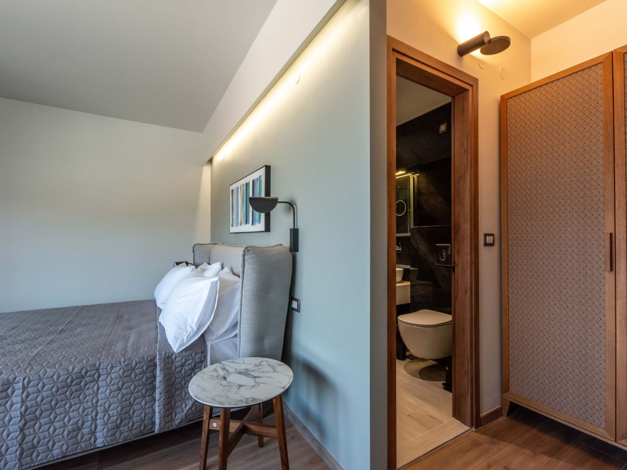 Villa Solis -100m zum Meer und ''Free'' Beheizter Pool-Binnen