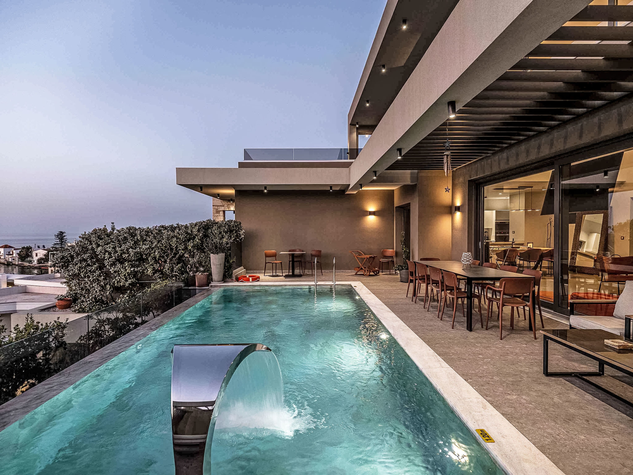 Lusol Seafront Villa II- Heated Pool,100 m See - Buiten