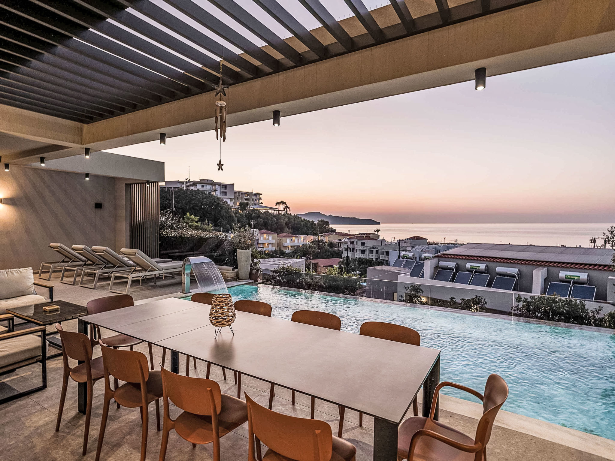 Lusol Seafront Villa II- Heated Pool,100 m See - Buiten
