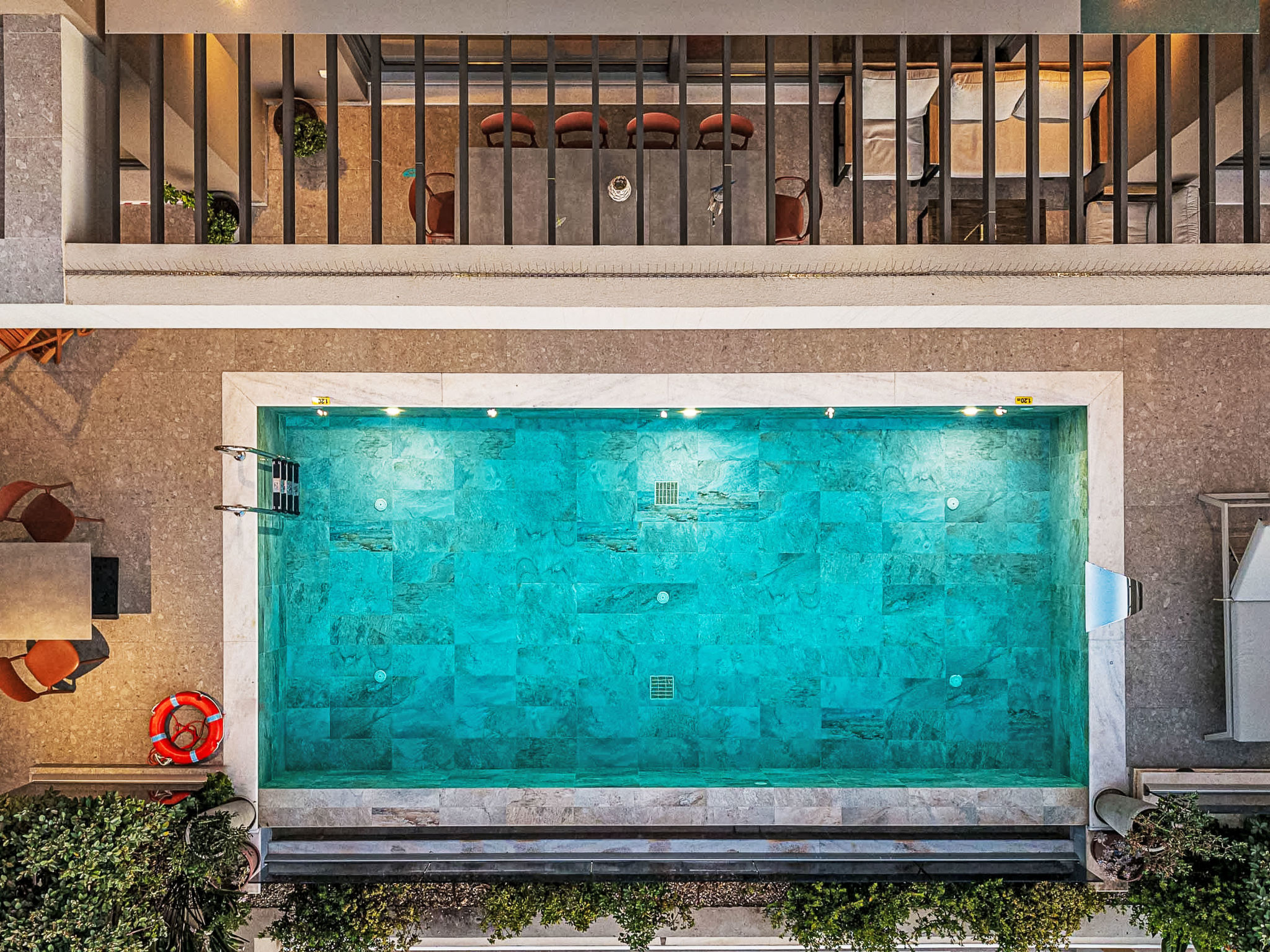 Lusol Seafront Villa II- Heated Pool,100 m See - Buiten