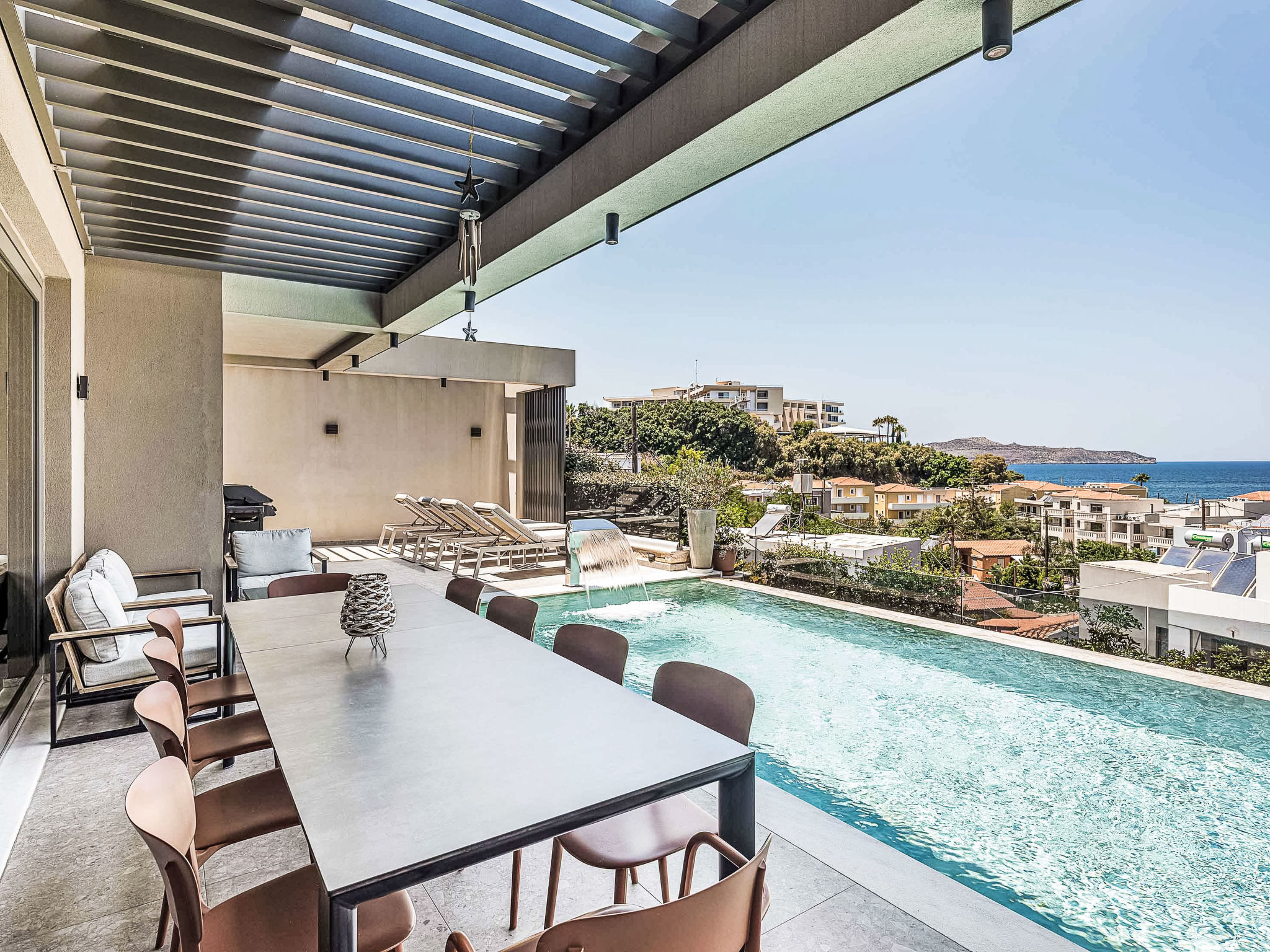 Lusol Seafront Villa II- Heated Pool,100 m See
