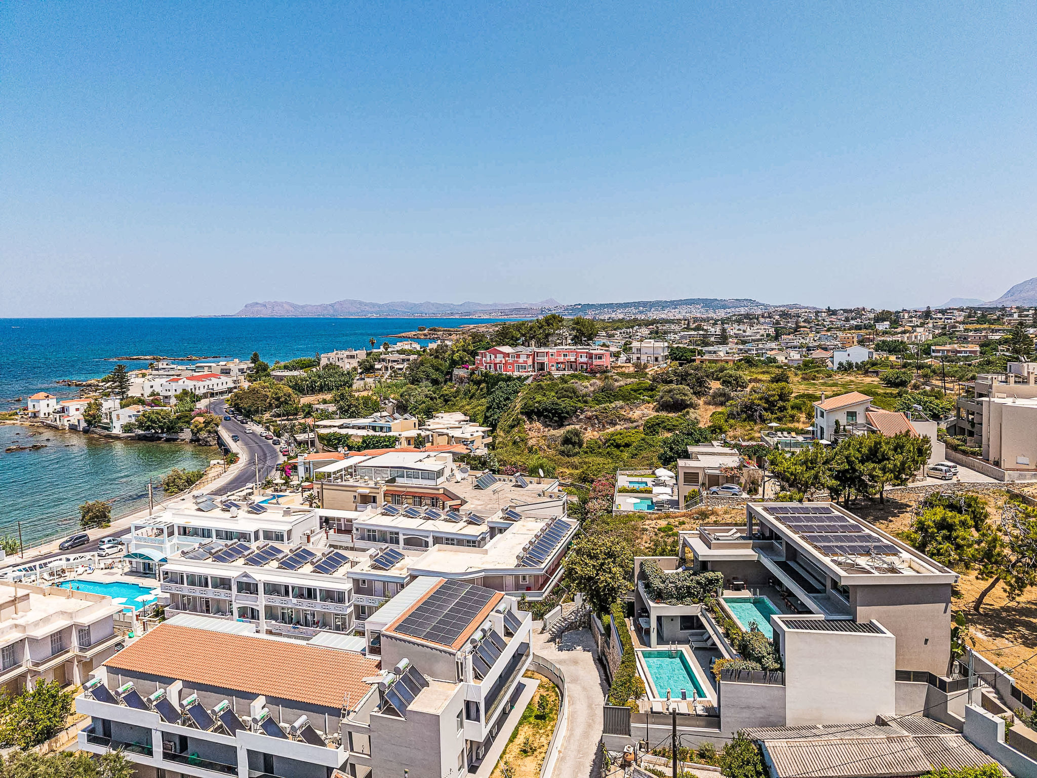 Lusol Seafront Villa II- Heated Pool,100 m See - Buiten