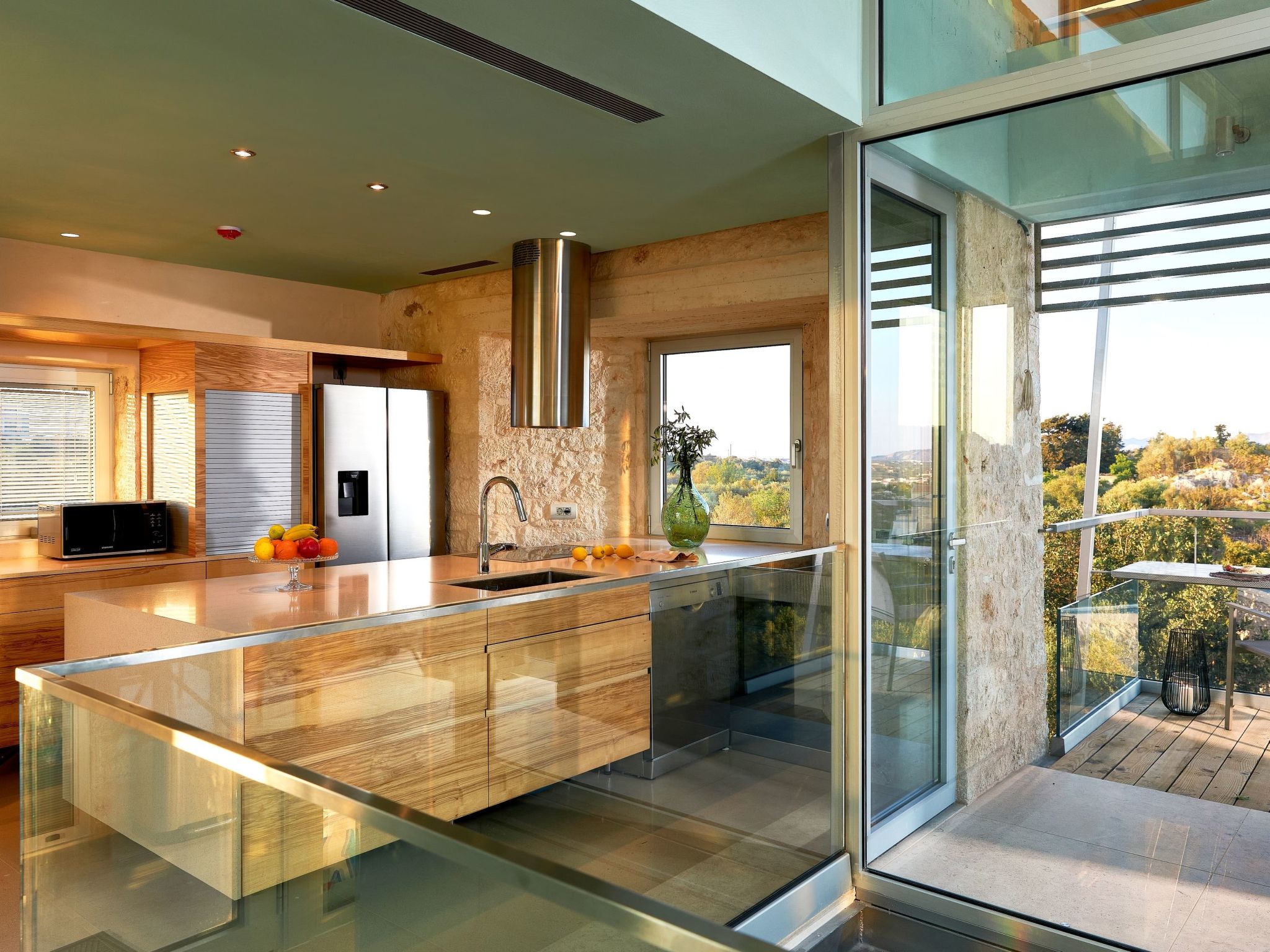 New Olives and Thyme, Meerblick mit 2 beheizten Pools