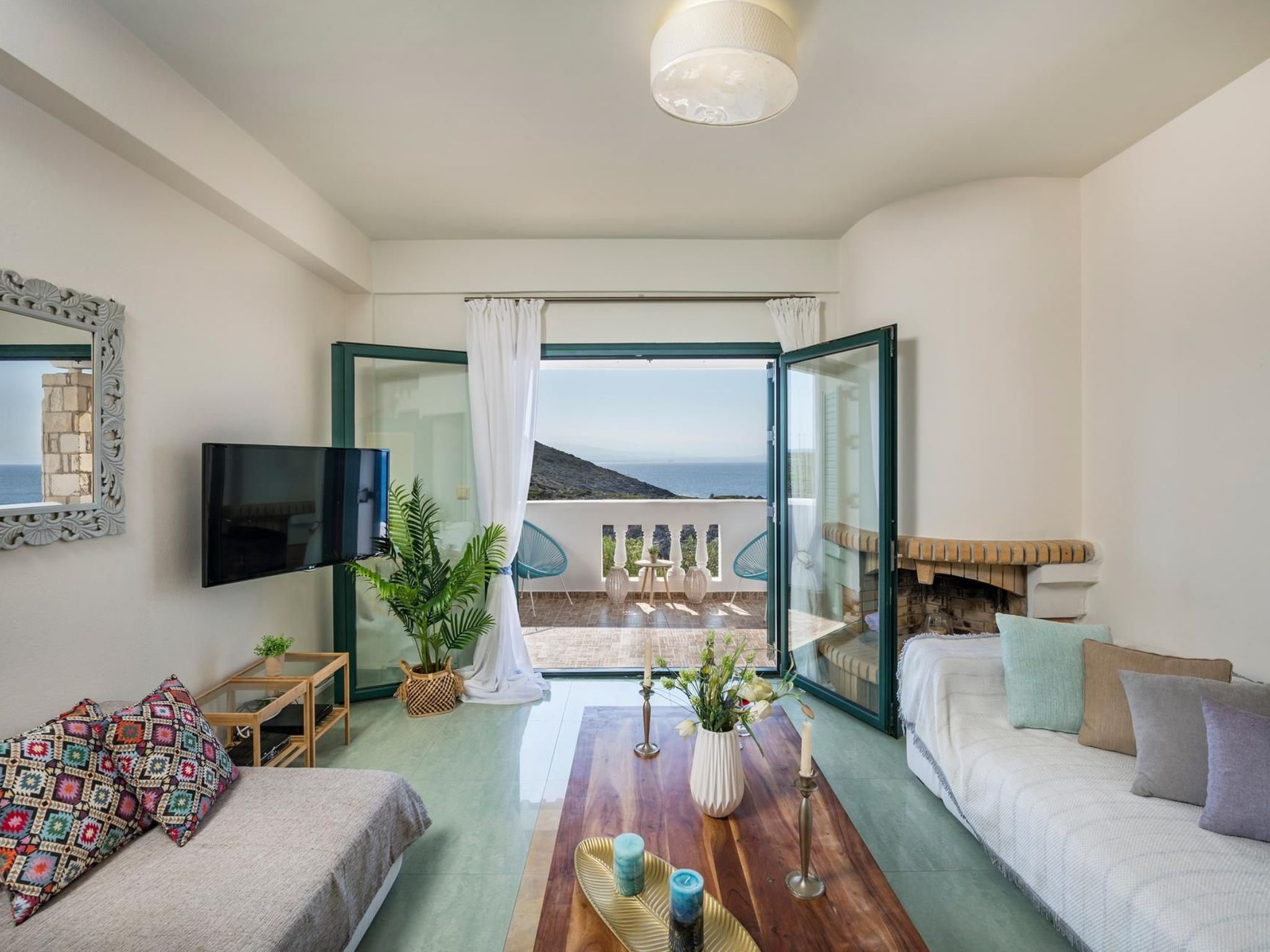 Luxuriöse Villa in Strandnähe mit Blick auf den privaten Pool-Image-tags.info