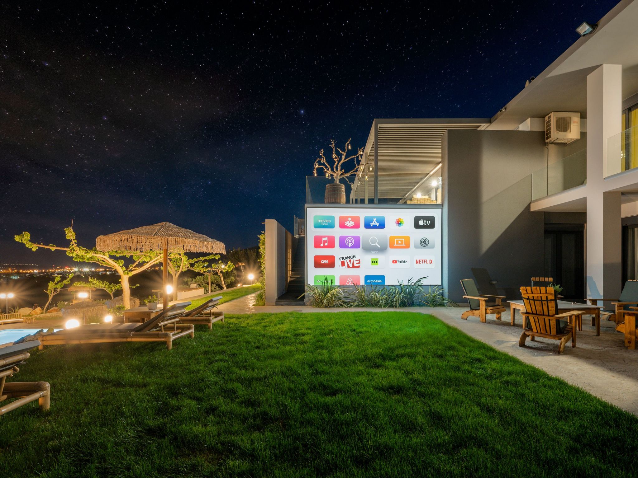 Haus in Theriso mit privatem Pool-Draußen