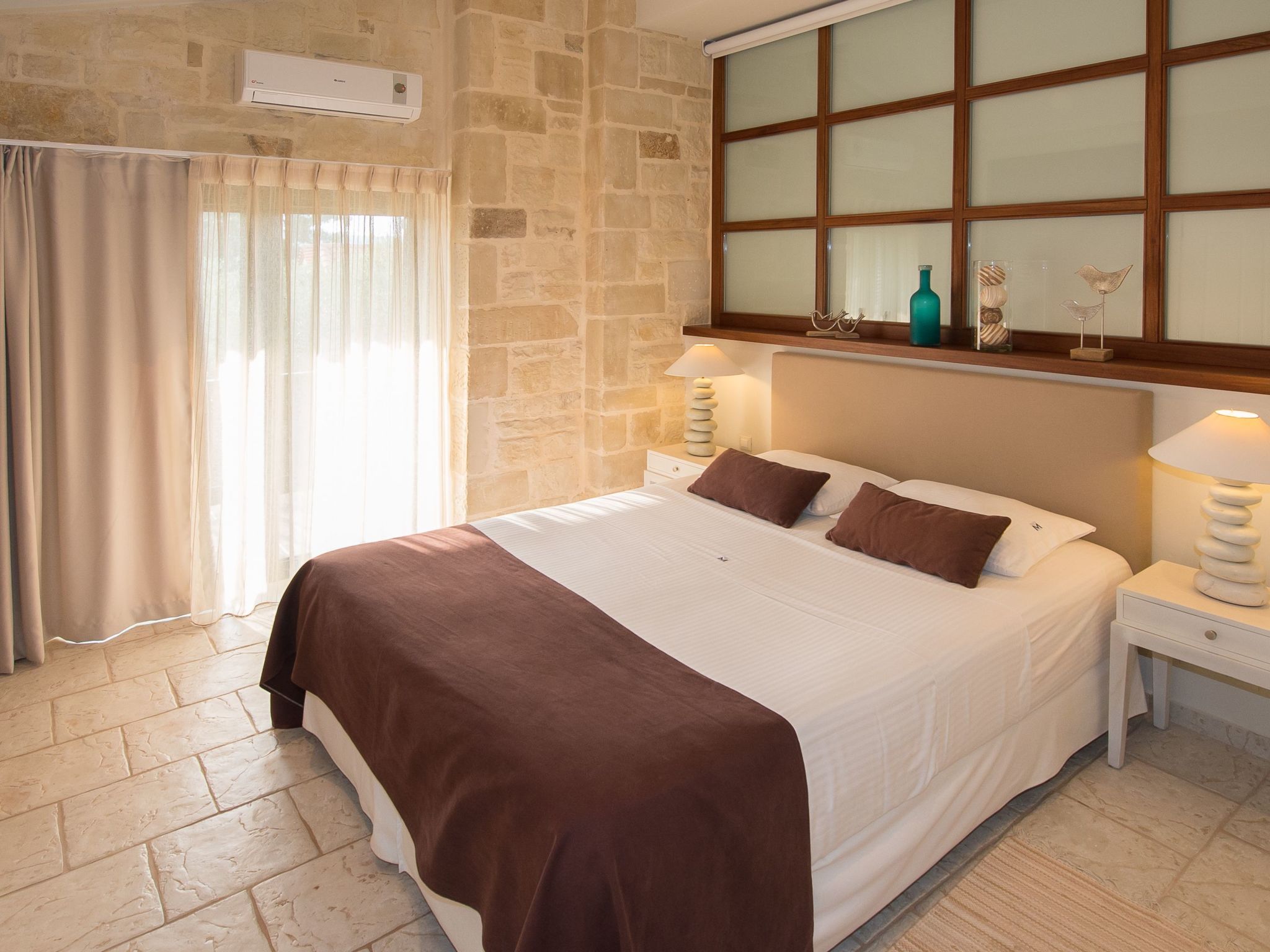 Villa Mathea - Kreta - Große Luxusvilla mit privatem Pool - Zentrale aber ruhig-Image-tags.info