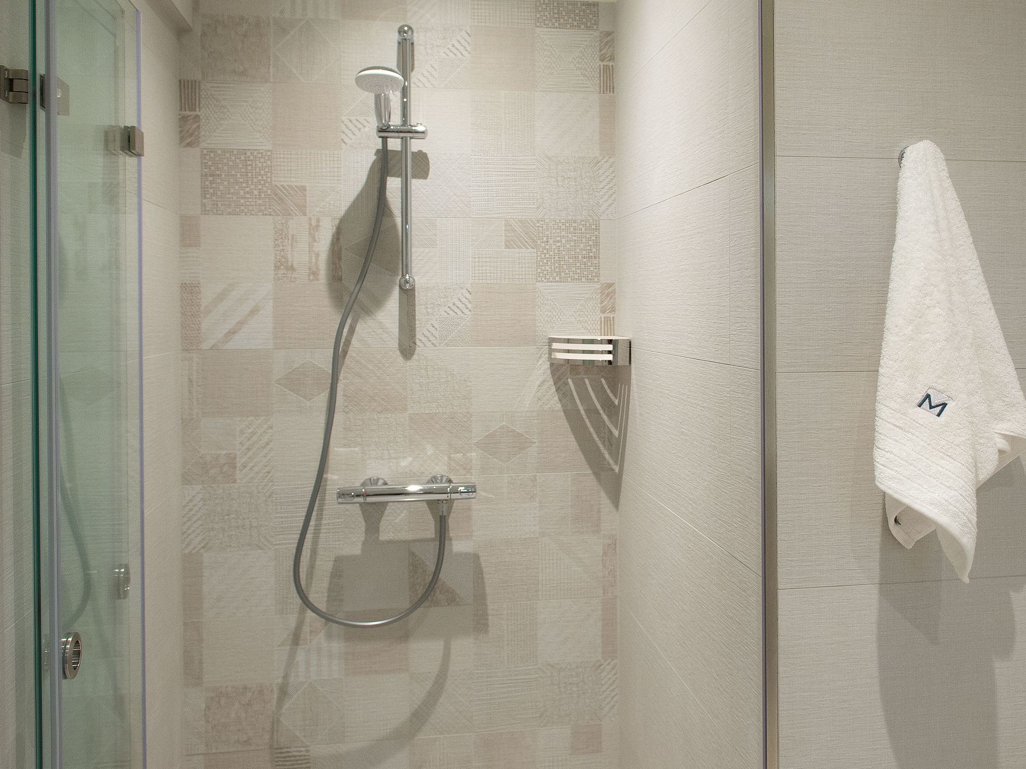 Villa Mathea - Kreta - Große Luxusvilla mit privatem Pool - Zentrale aber ruhig-Image-tags.info