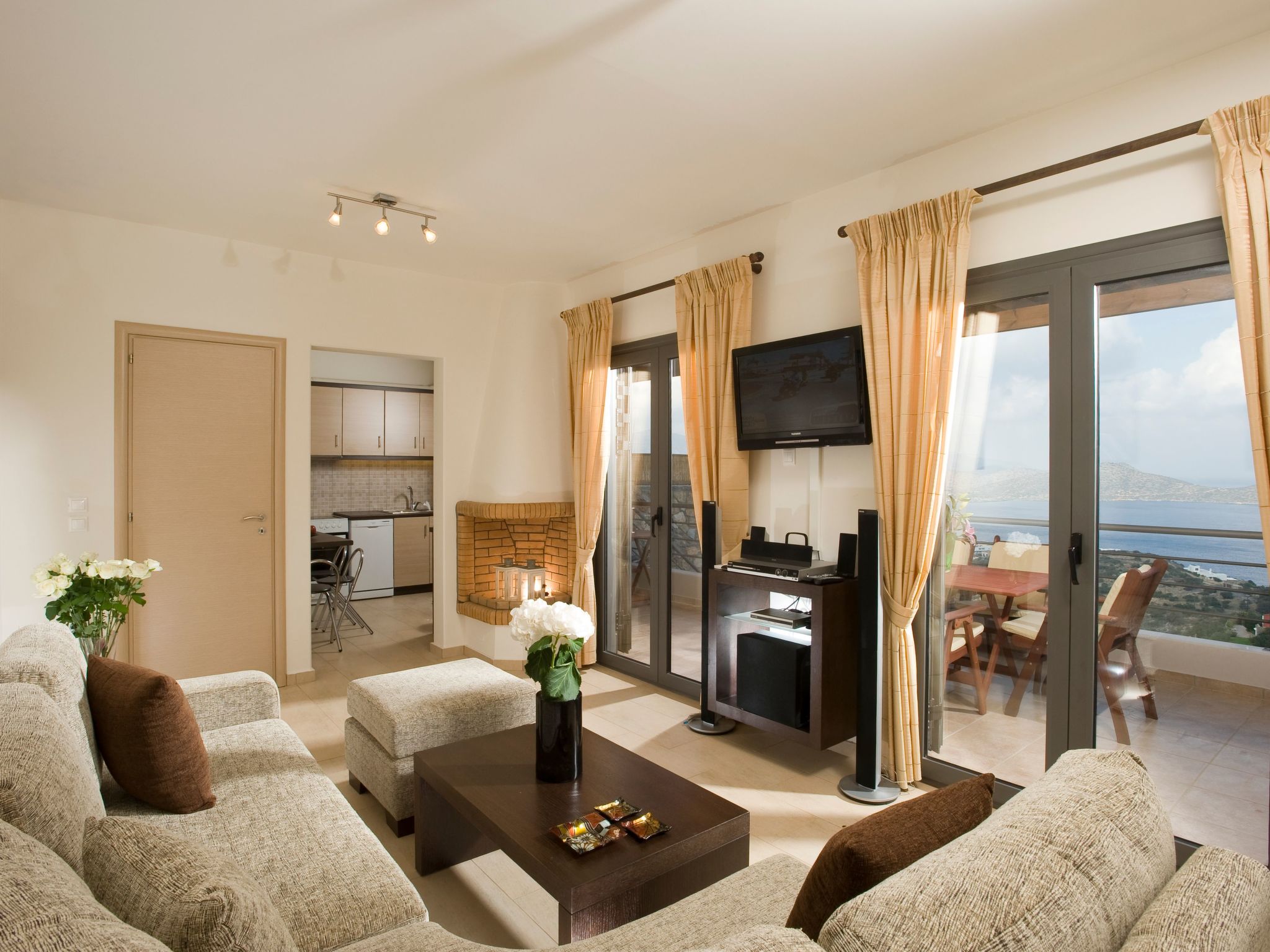 Mit Privatpool für 4 Personen  + 2 Kinder ca. 92 m&sup2; in Elounda, Kreta (Ost-Binnen