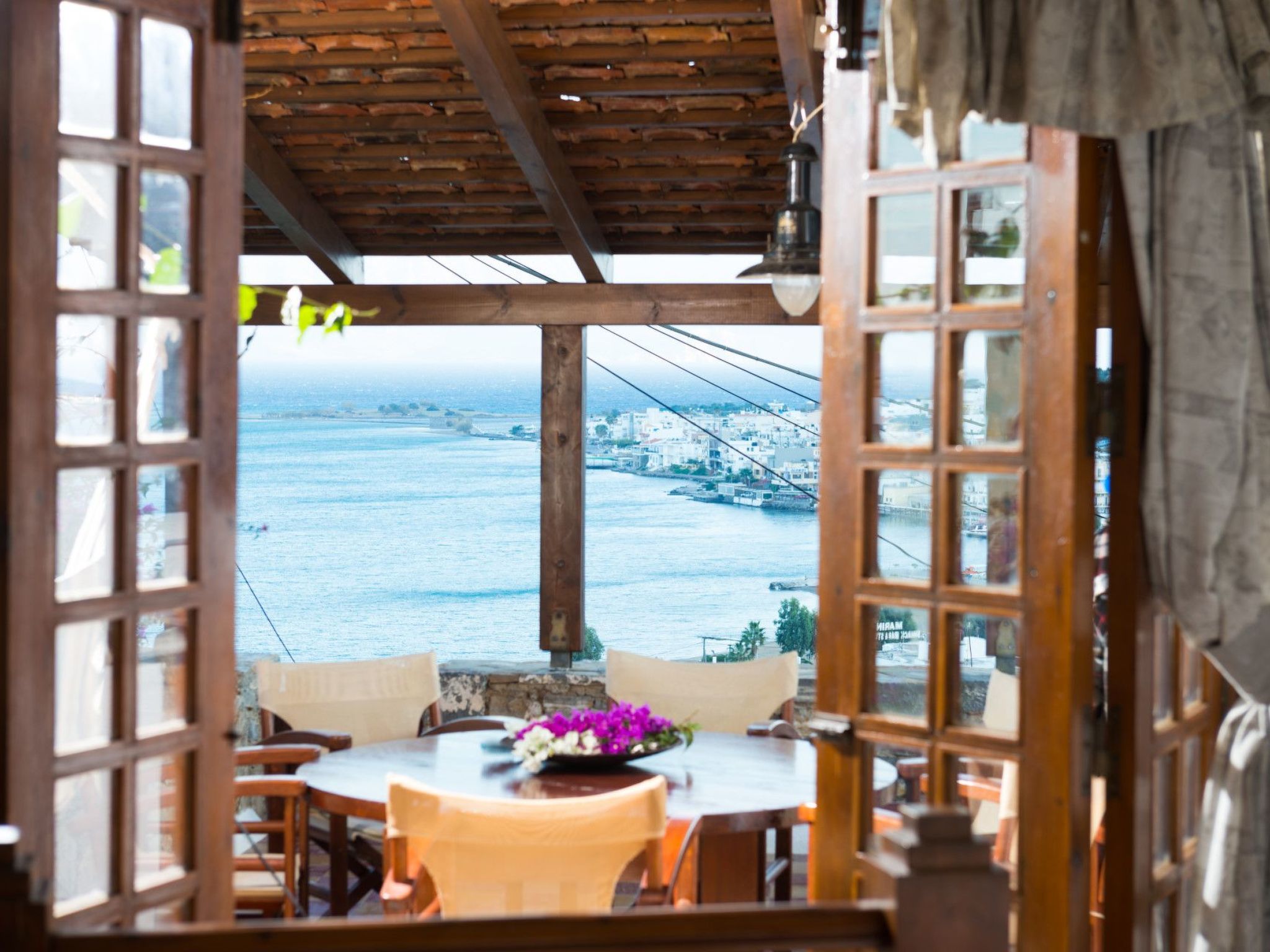 Meerblick-Ferienhaus Argyro in Mavrikiano.-Binnen