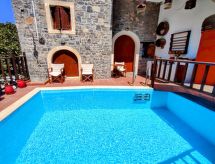 Steinhaus Erato: Vrijstaand huis met privézwembad en uitzicht op zee in Plaka - thumbnail 4