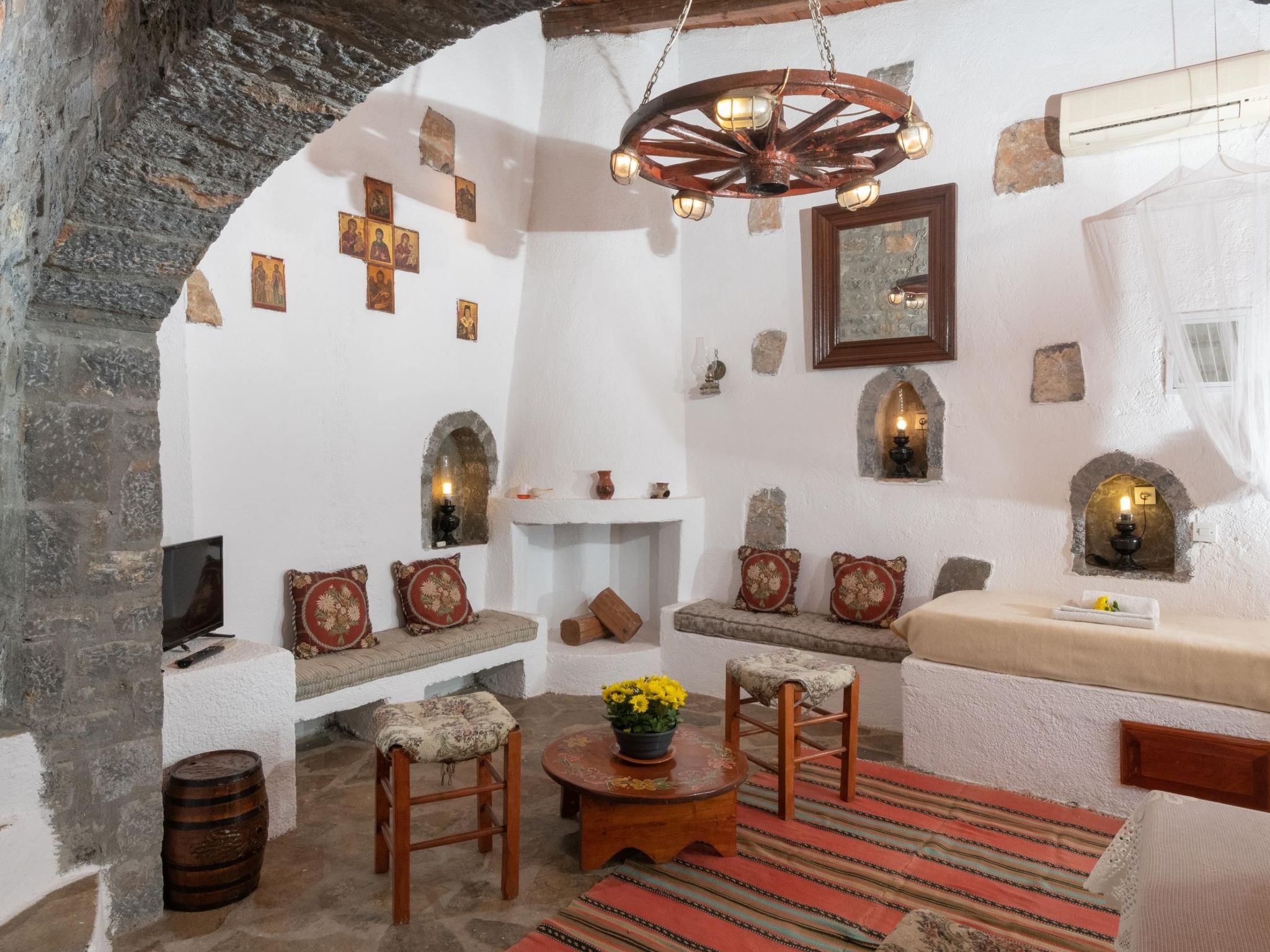 Steinhaus Erato Privater Pool Landschaftliche Kretische Ansichten-Binnen