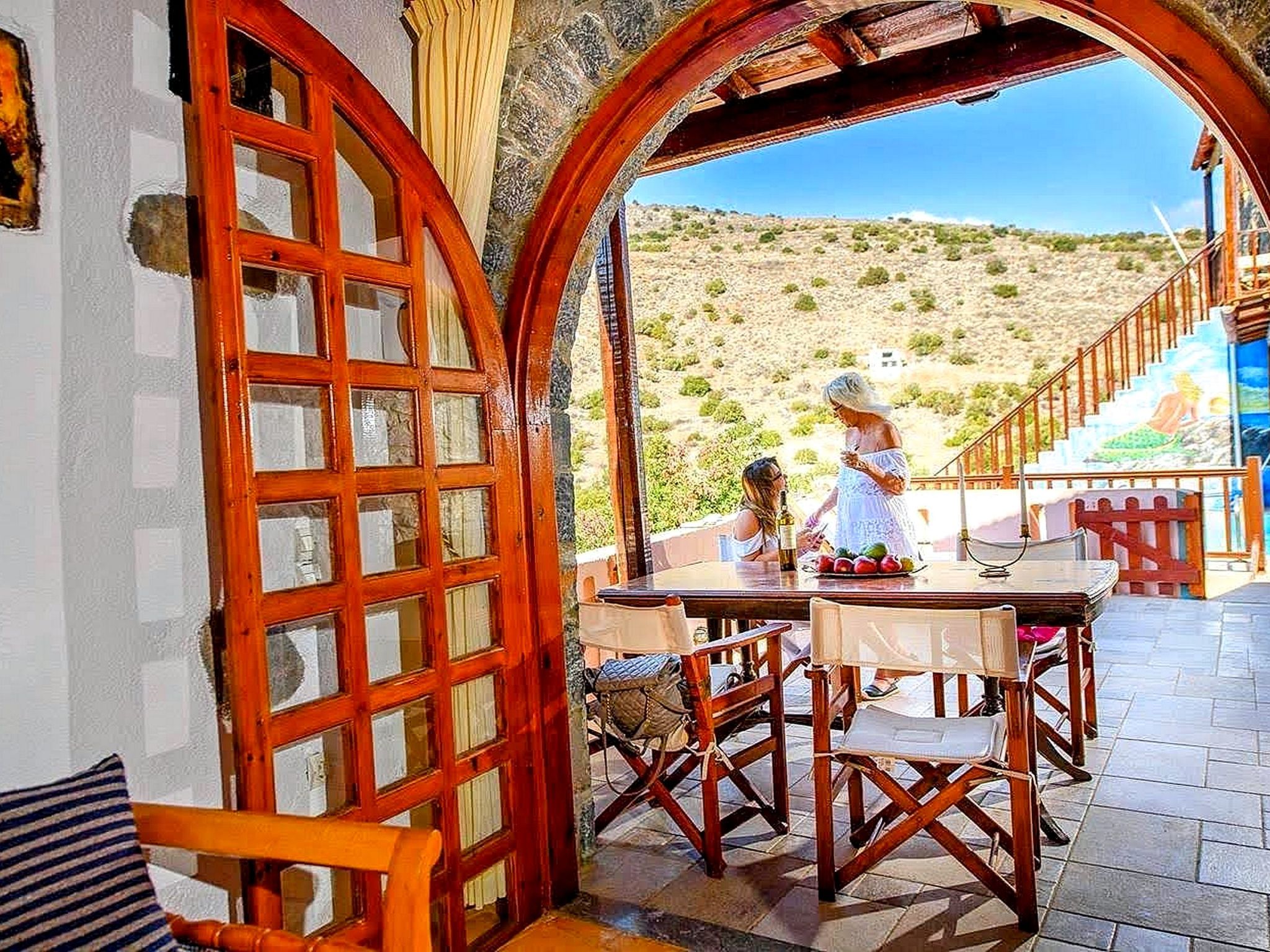 Kretisches Steinhaus mit Gemeinschaftspool