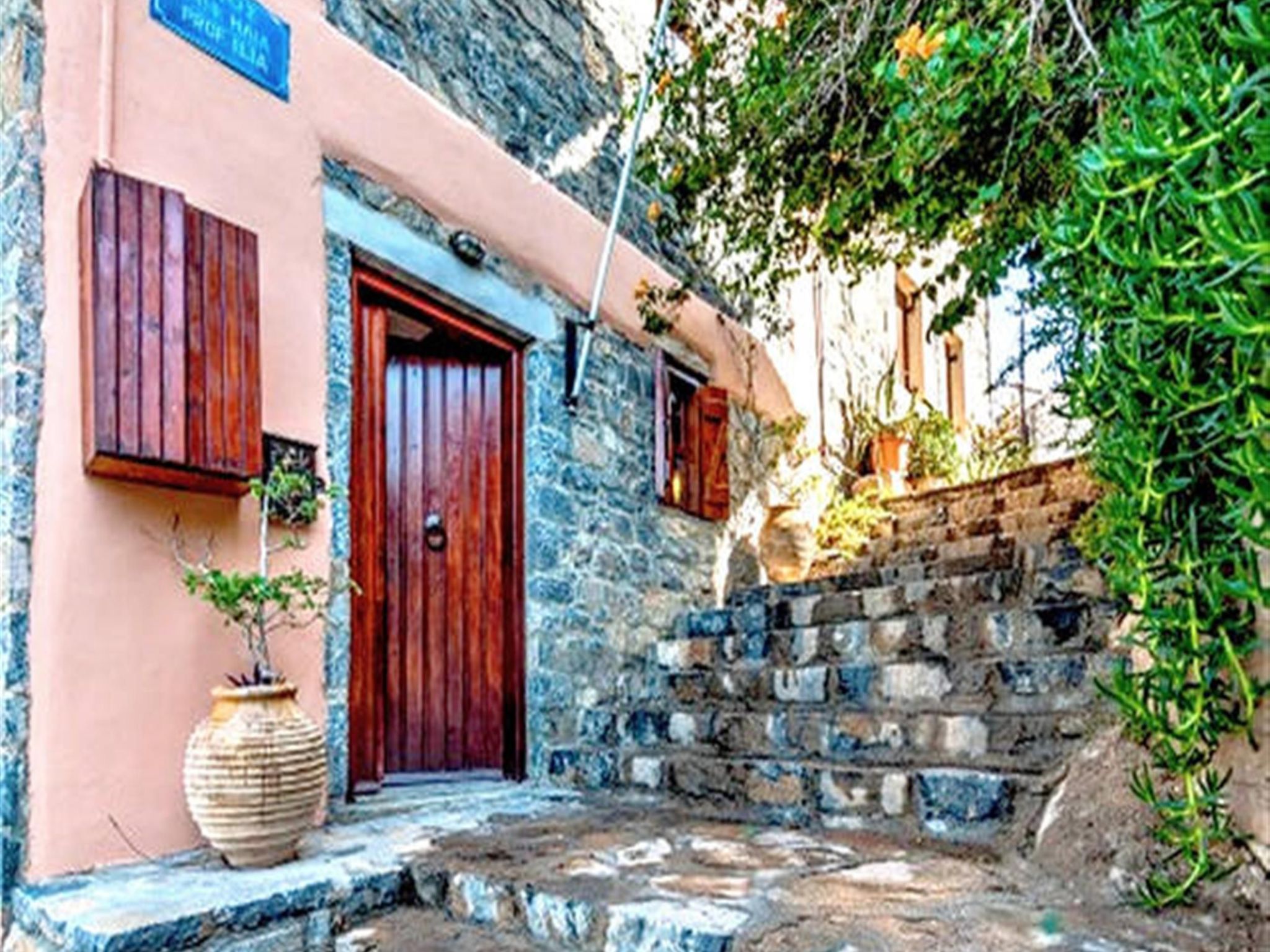 Kretisches Steinhaus mit Gemeinschaftspool-Binnen