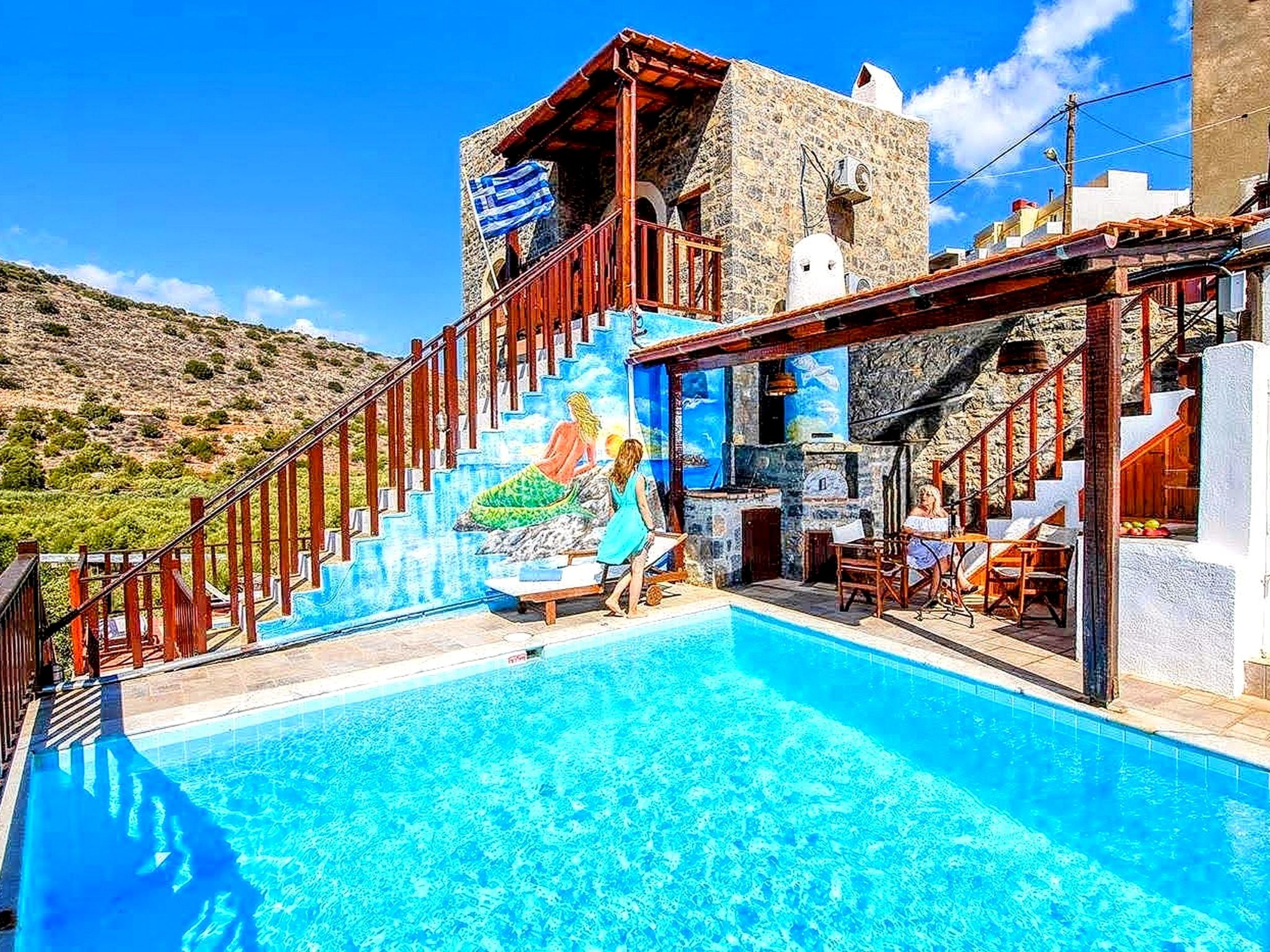 Kretisches Steinhaus mit Gemeinschaftspool-Binnen