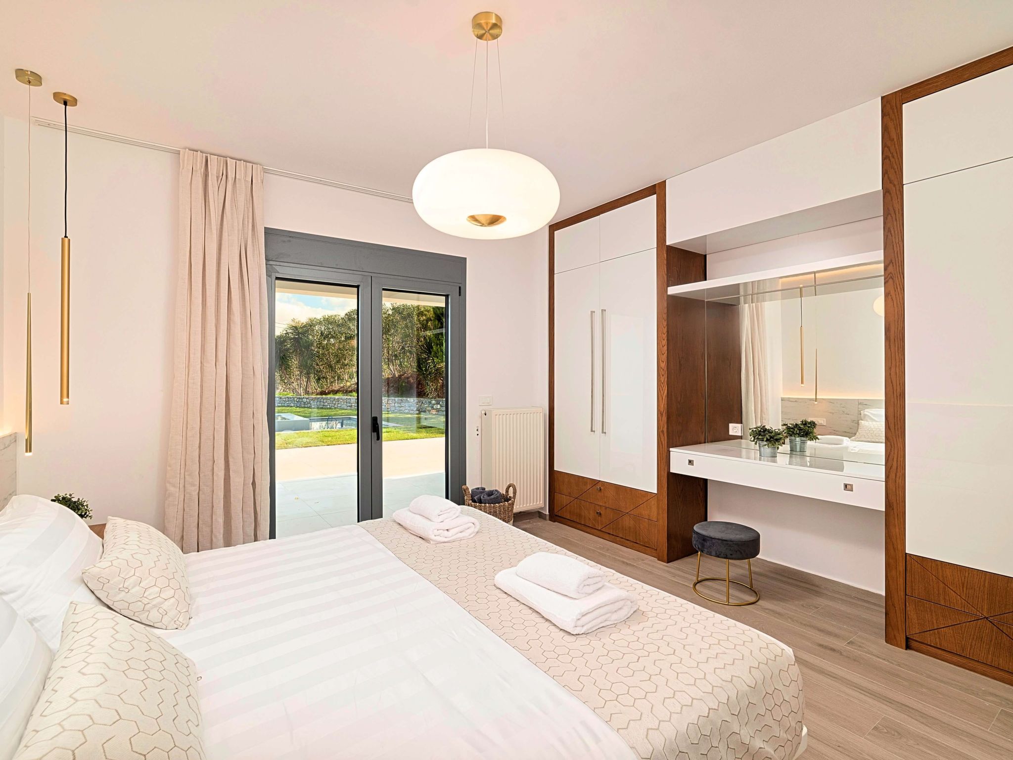 "Mistral Suite" mit Whirlpool-Image-tags.info