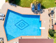 Mirsini Villa: Luxe privévilla met zwembad en jacuzzi, 600m van zee Almyrida - thumbnail 3