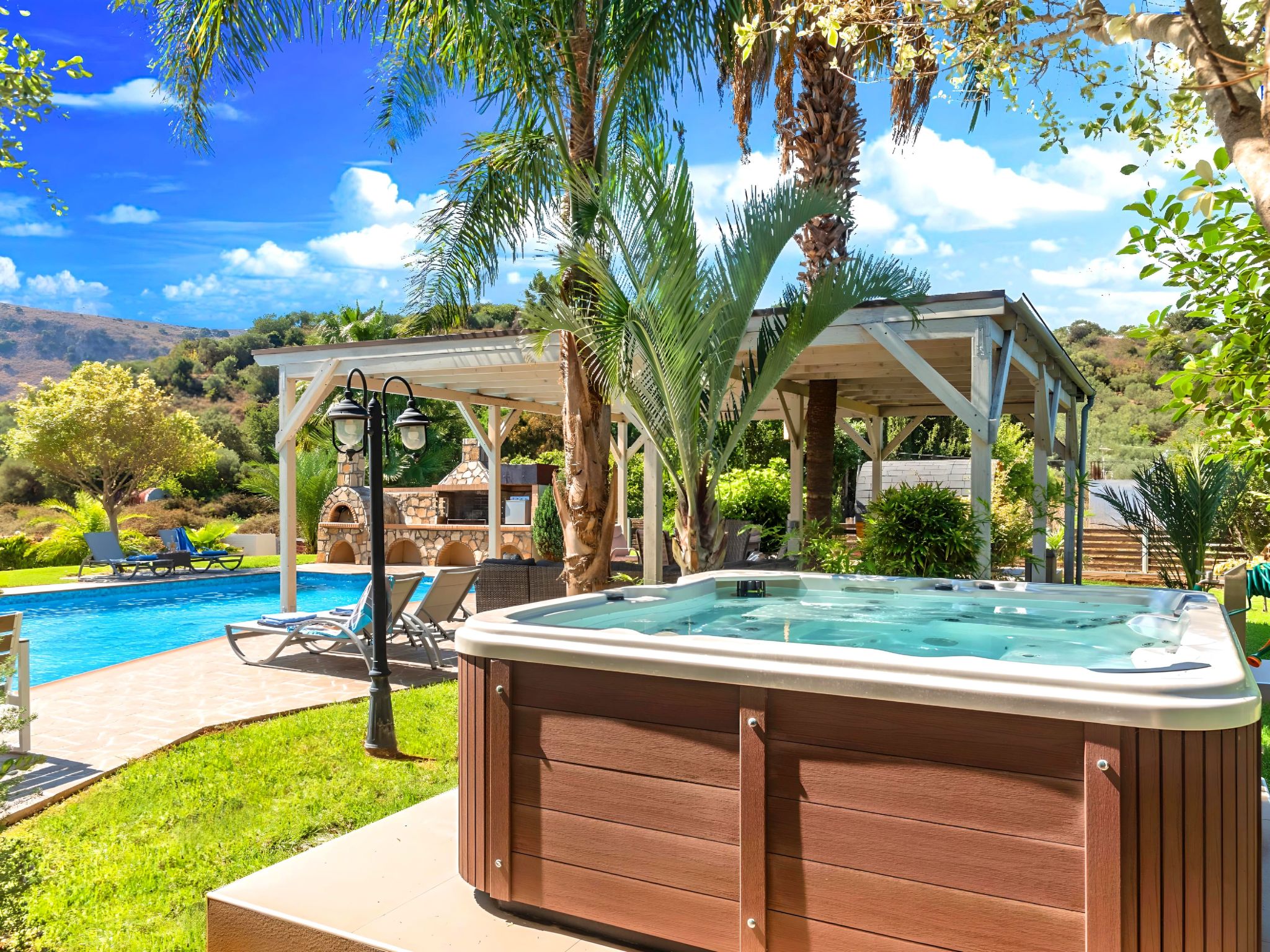 Mirsini Villa Privater Pool Jacuzzi-Binnen