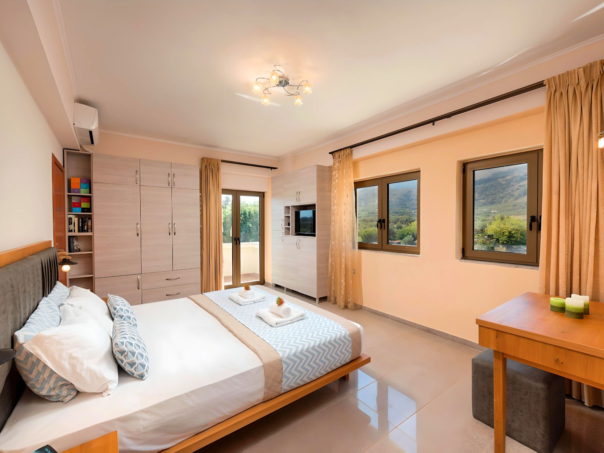 Mirsini Villa Privater Pool Jacuzzi-Binnen