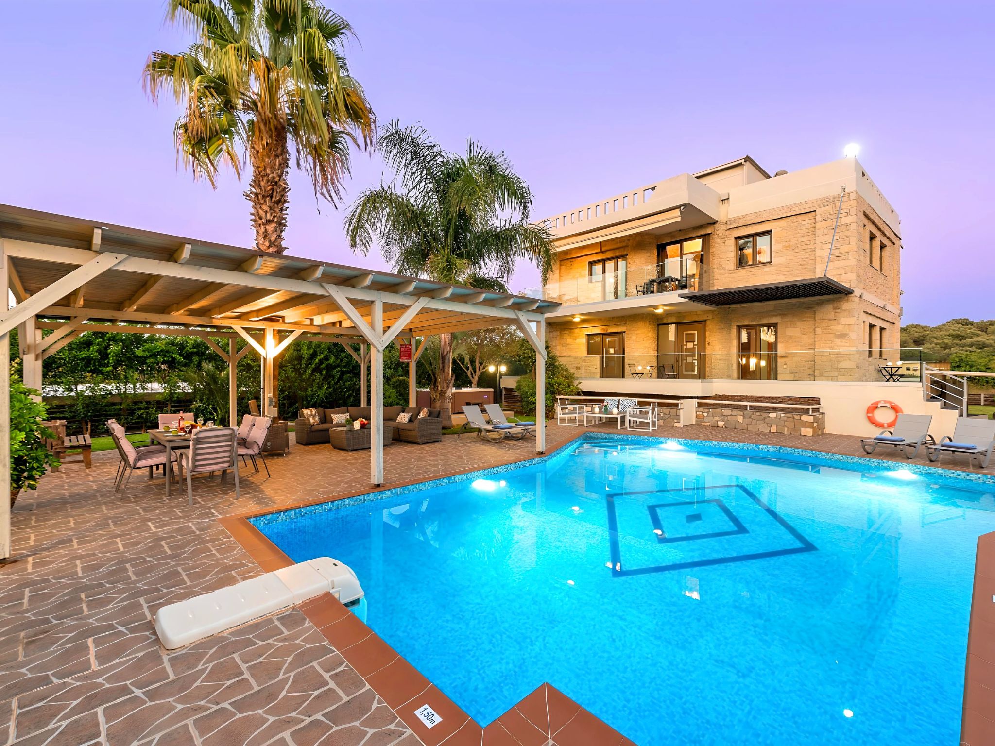 Mirsini Villa Privater Pool Jacuzzi-Binnen