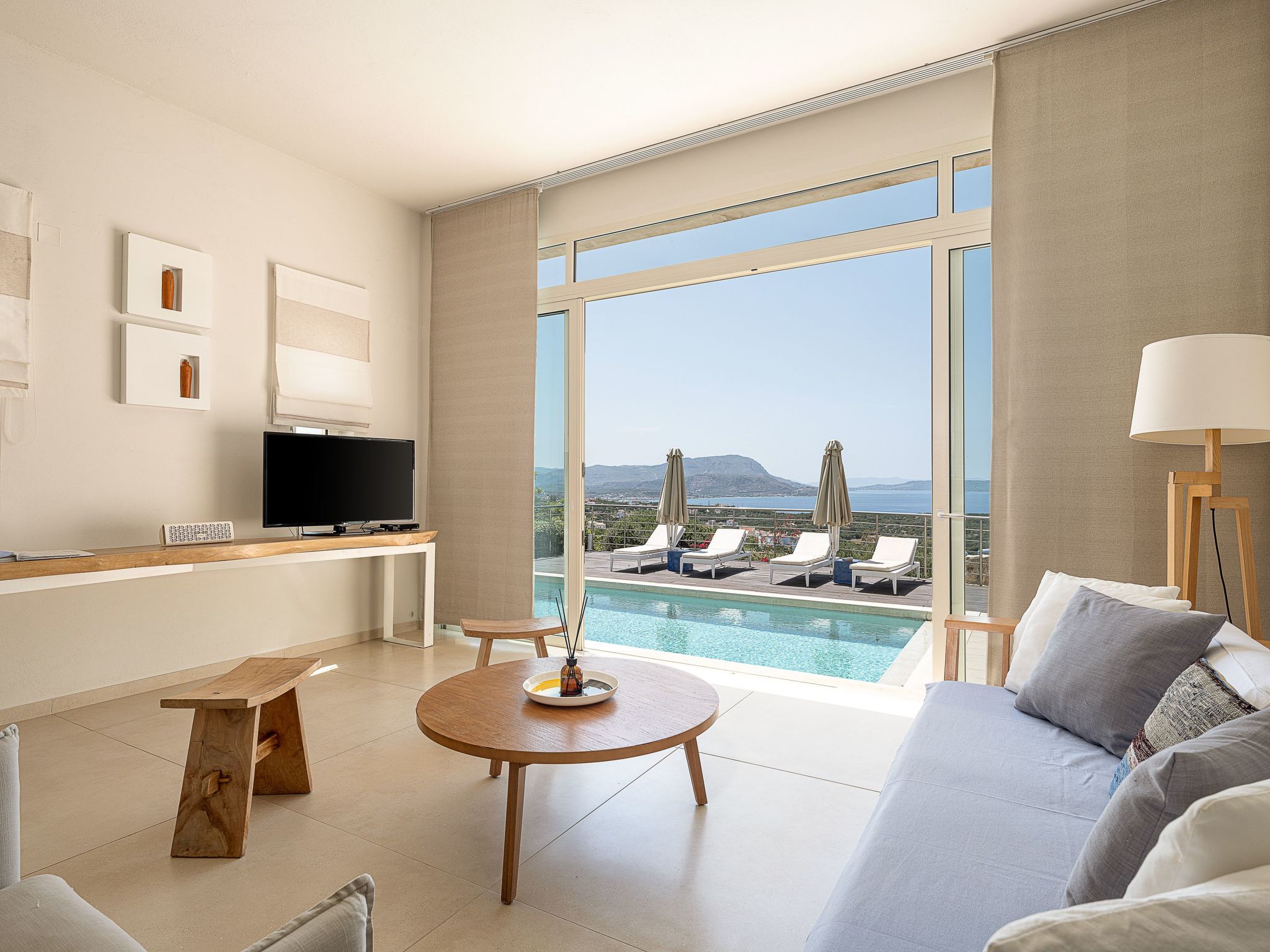 Adeste Seaview Villa II - Beheizter Pool, 900m zum Meer-Drinnen