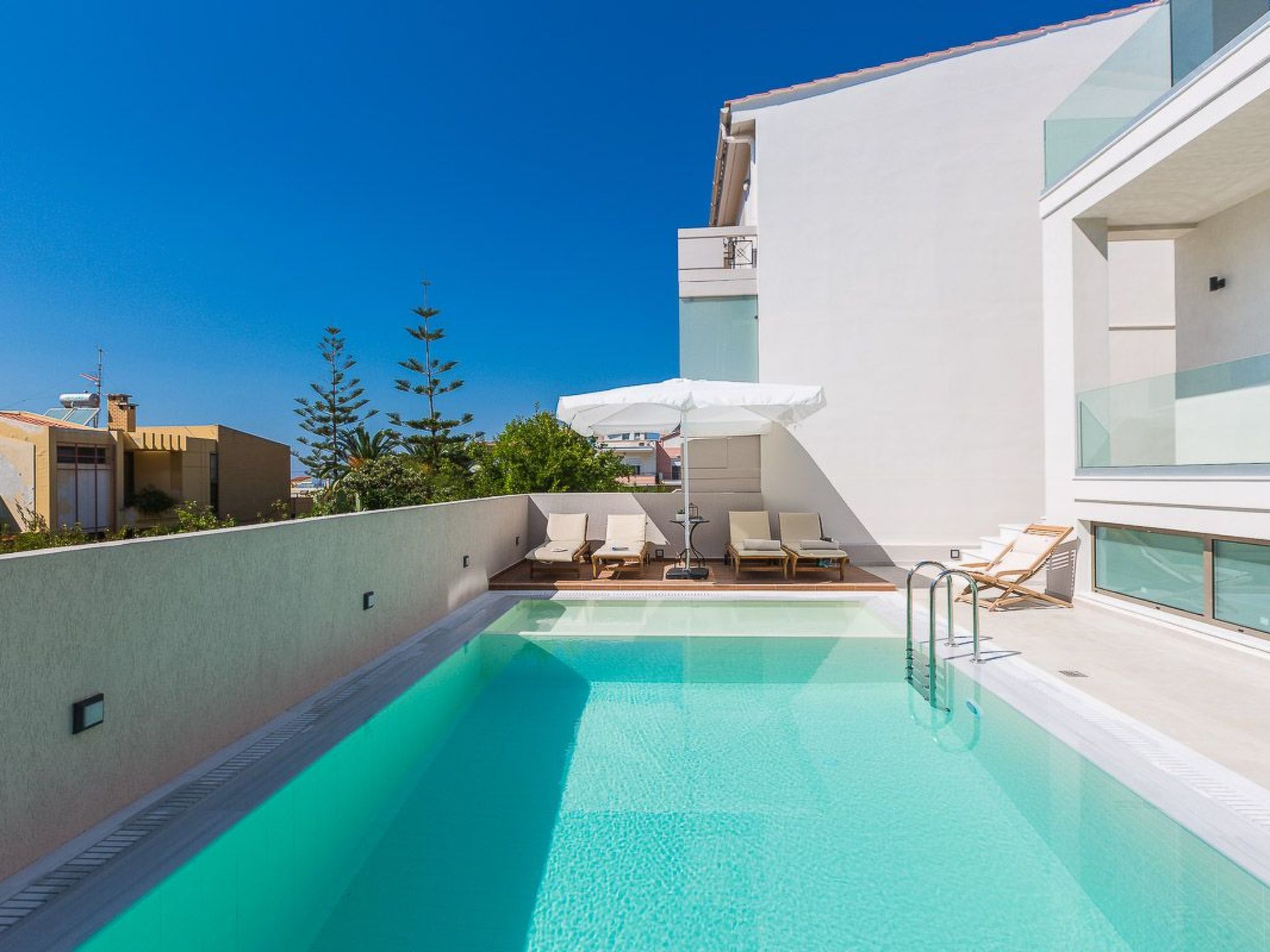 Villa Amelia I Kostenloser 8-Sitzer Mini-Van und Pool-Binnen