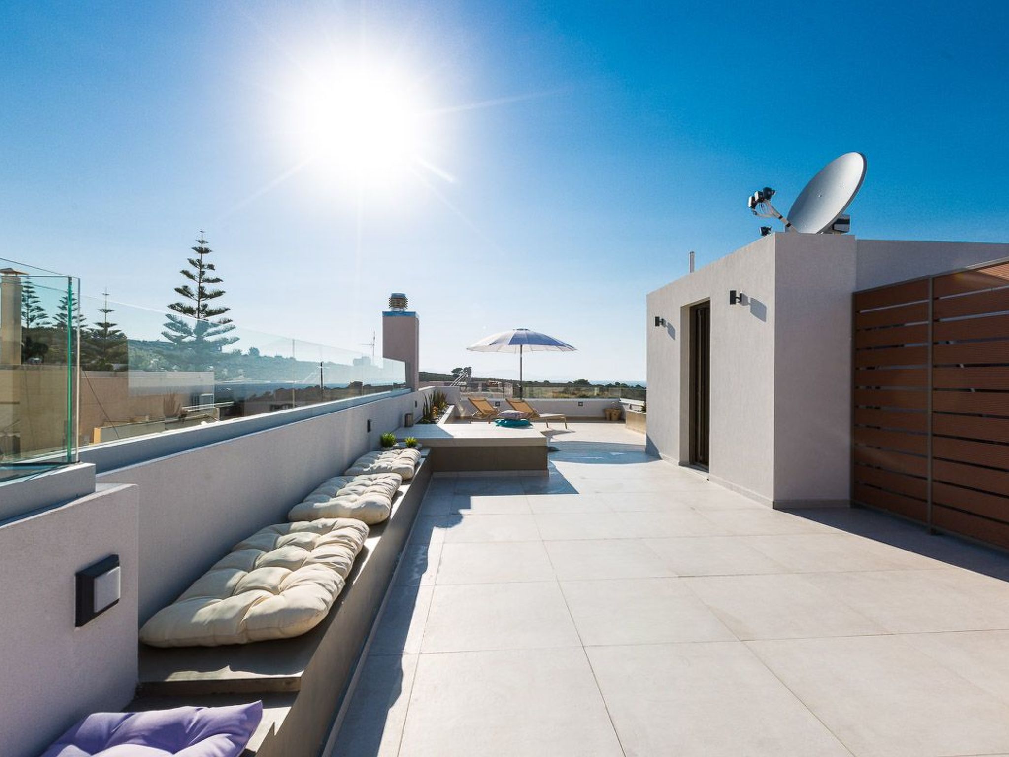 Villa Amelia I Kostenloser 8-Sitzer Mini-Van und Pool-Binnen