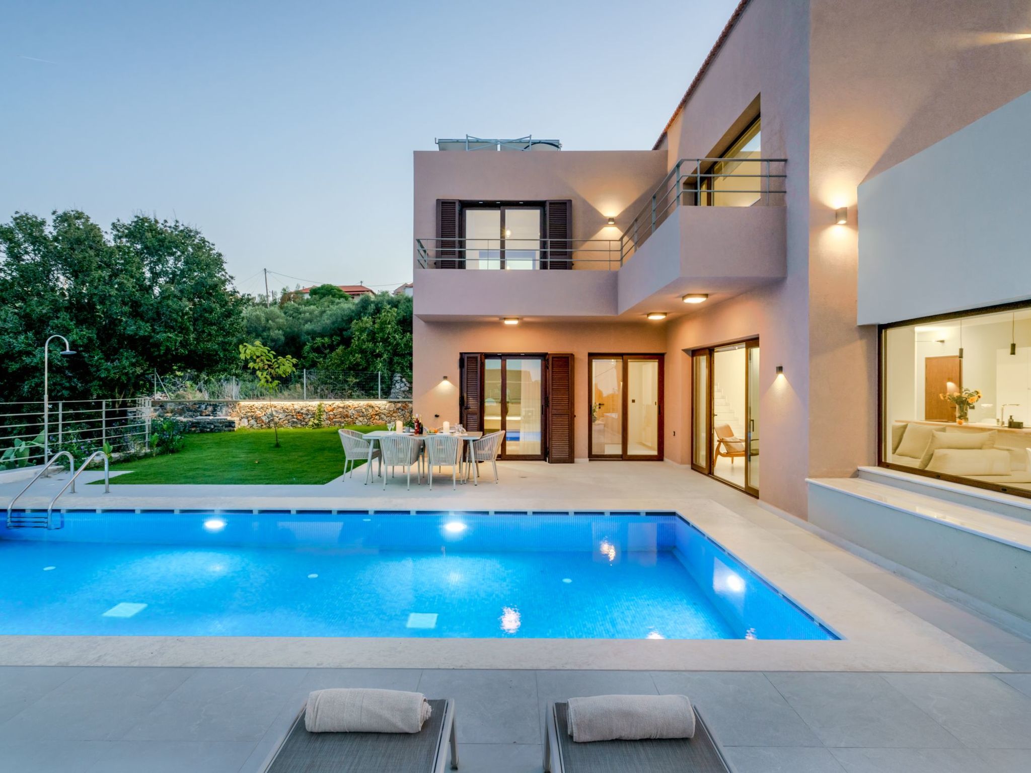 Vakantiehuis met privé zwembad in Almyrida (Griekenland) voor 9 personen