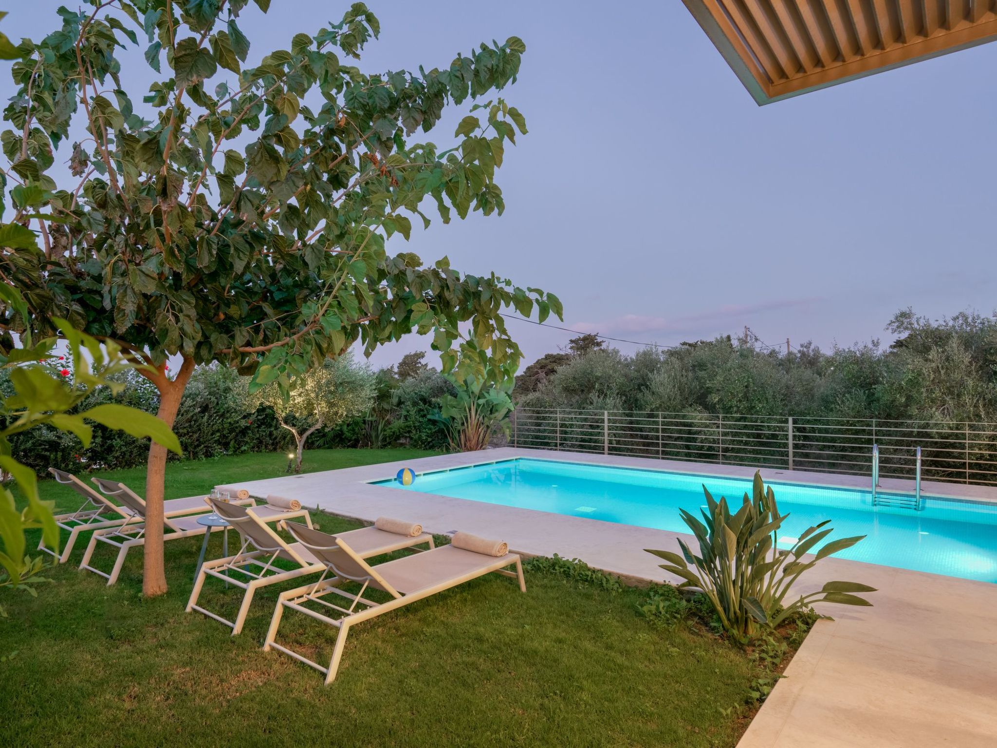 Villa Fos - Privater Pool, Eleganz und Meerblick-Binnen
