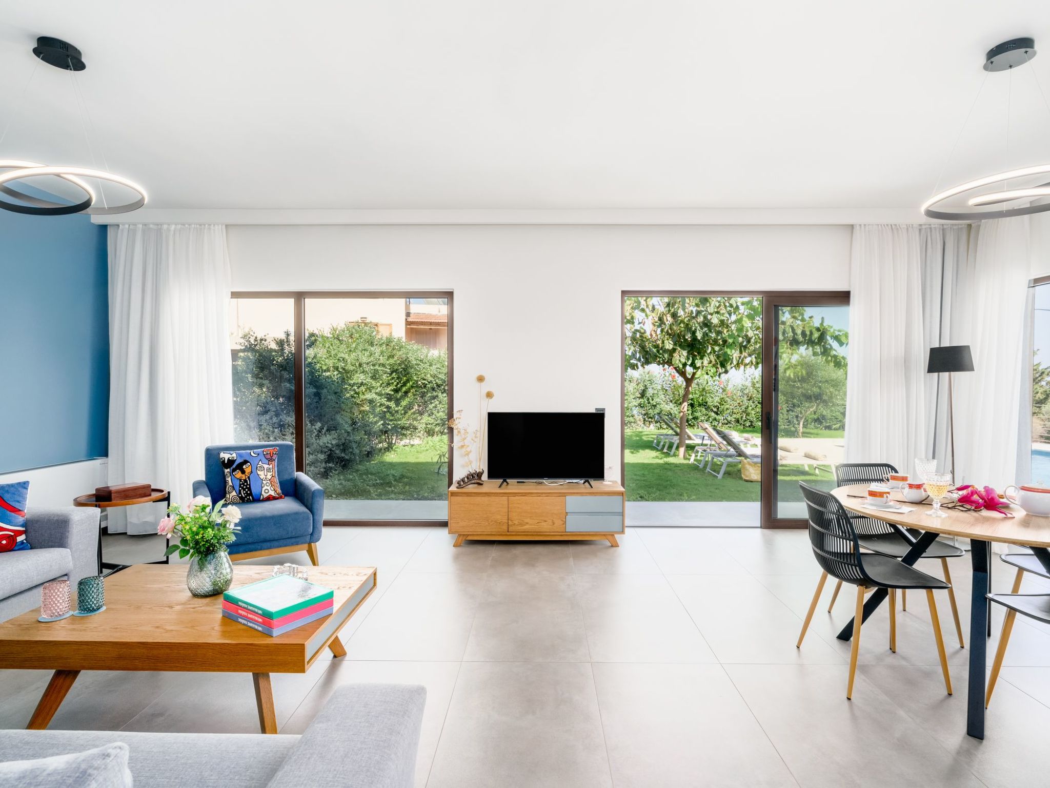 Villa Fos - Privater Pool, Eleganz und Meerblick-Binnen