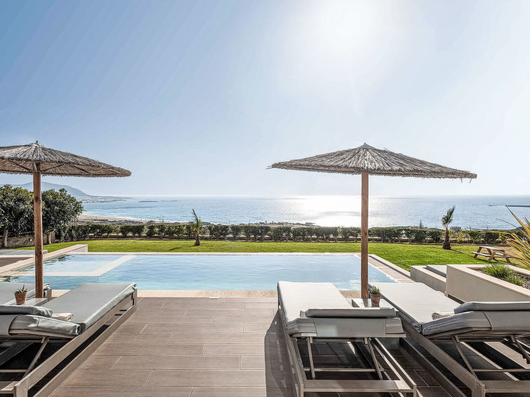 Villa Mare I met gratis verwarmd privézwembad bij Almyrida in Almyrida