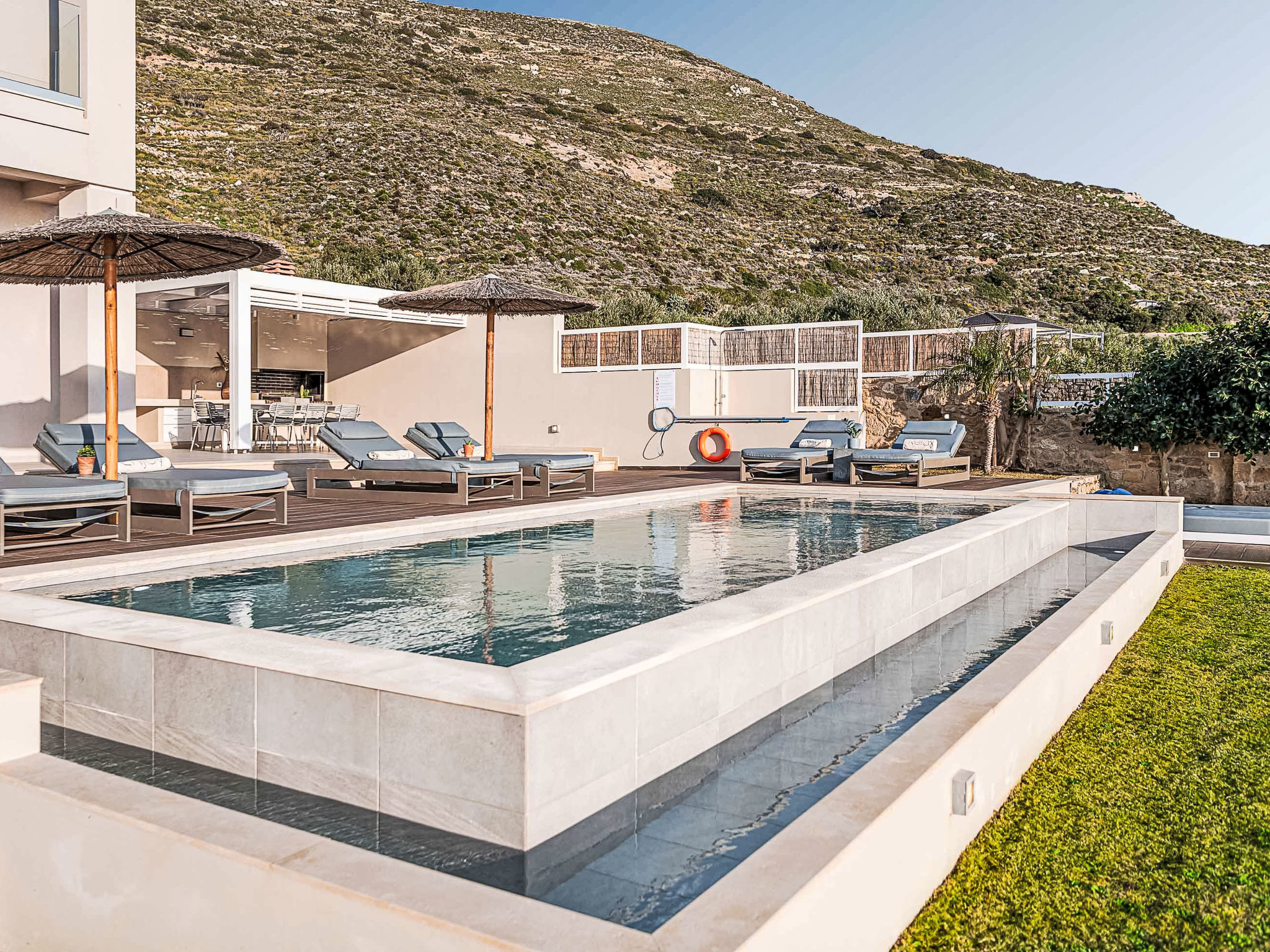 Villa Mare I ''Free'' Beheizter Pool, Unendlich blau - Outside