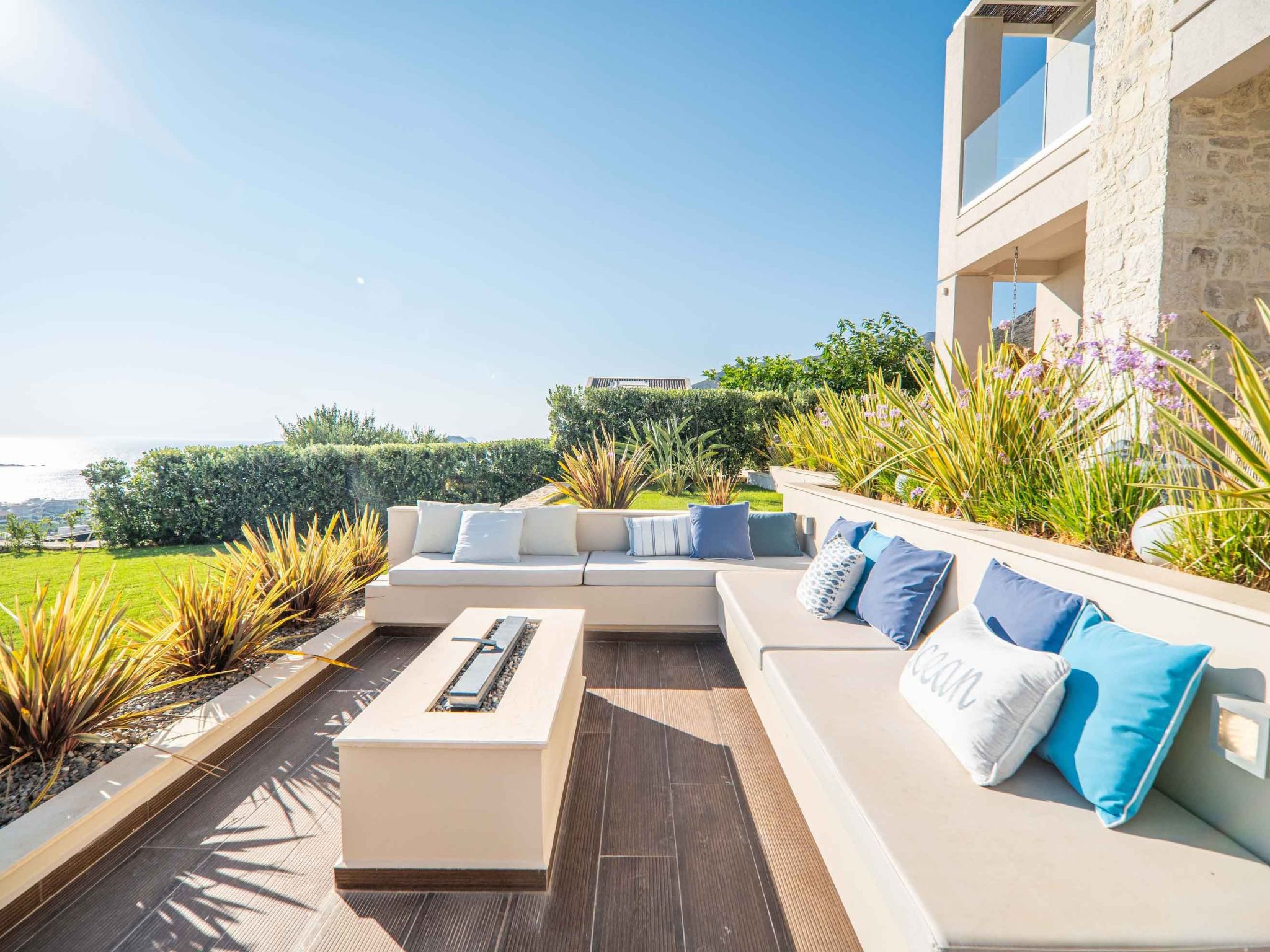 Villa Mare I ''Free'' Beheizter Pool, Unendlich blau-Binnen