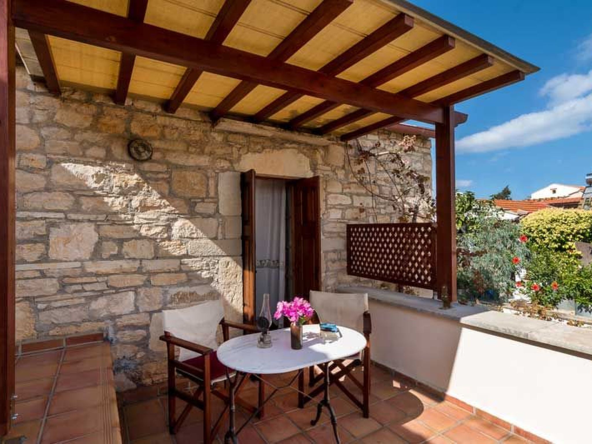 In Douliana mit Großem Balkon-Inside