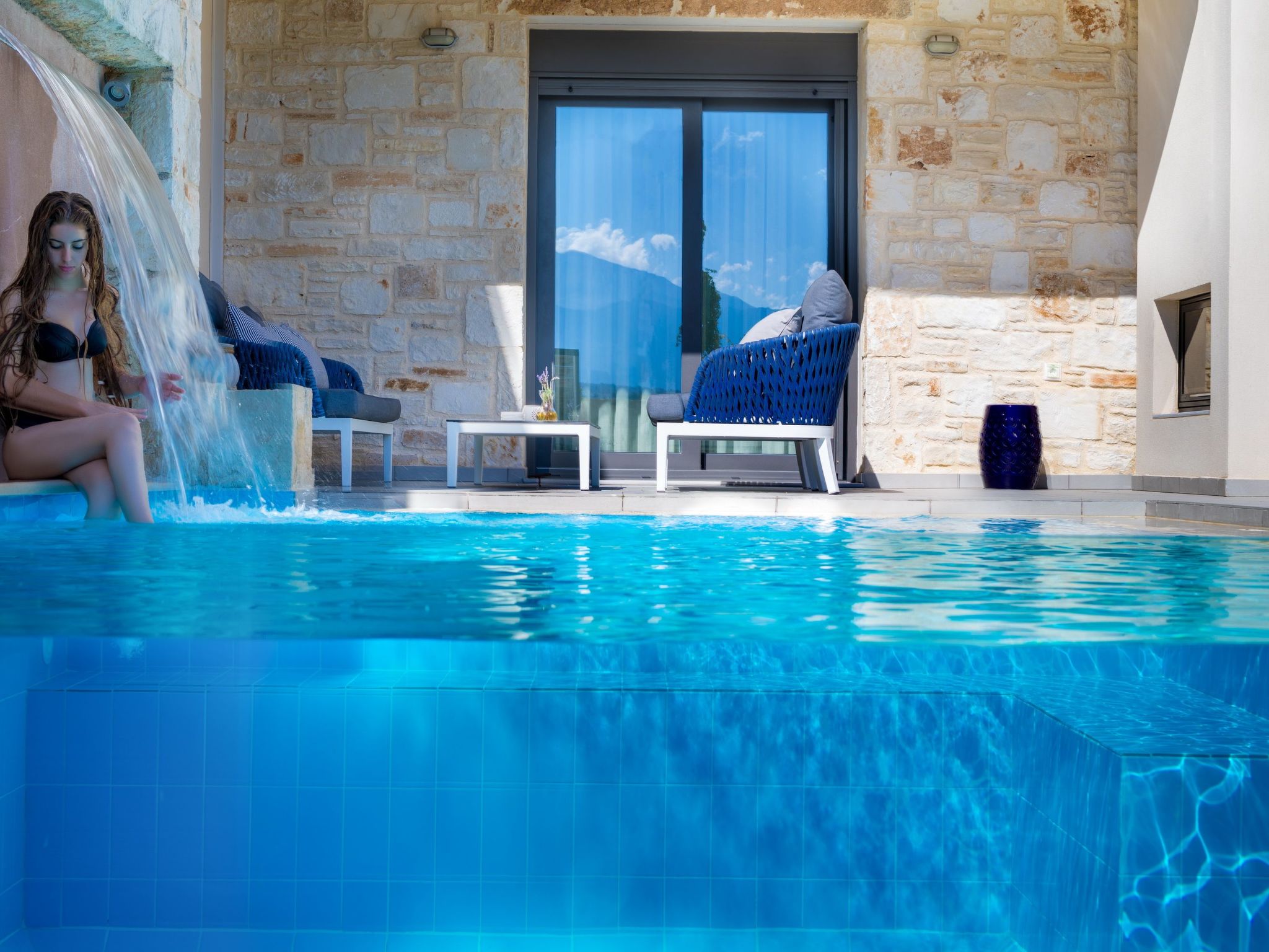 Gut ausgestattete Villa mit Pool und privatem Garten-Binnen